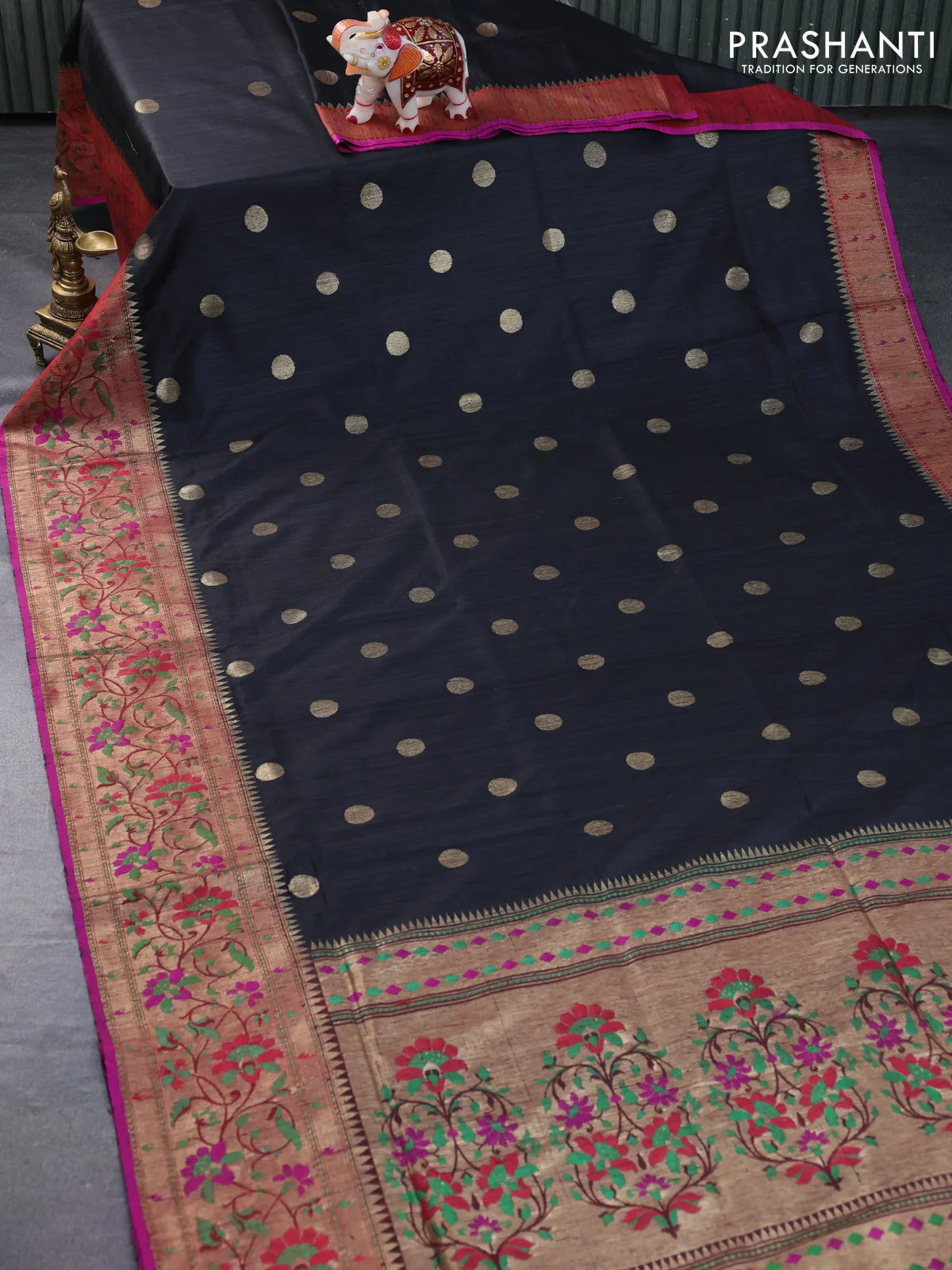 Banarasi handloom dupion silk saree black and pink with zari woven coin buttas and zari woven floral paithani border - Image 2