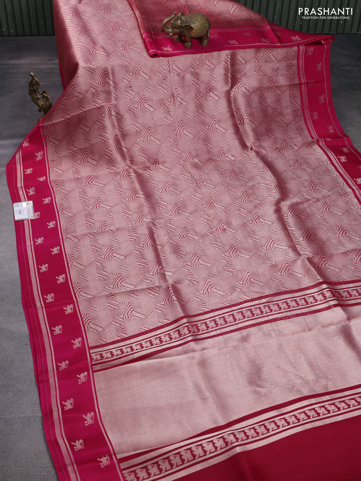 Banarasi katan silk saree pink with allover zari woven brocade weaves and zari woven butta border - Image 2
