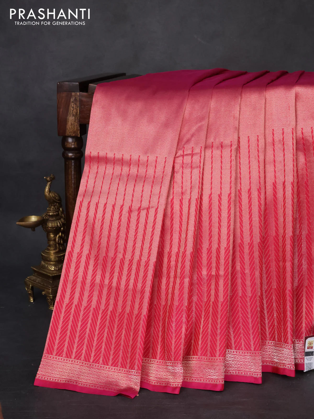 Banarasi katan tissue silk saree dual shade of pink with plain body and long temple design zari woven border - Image 6