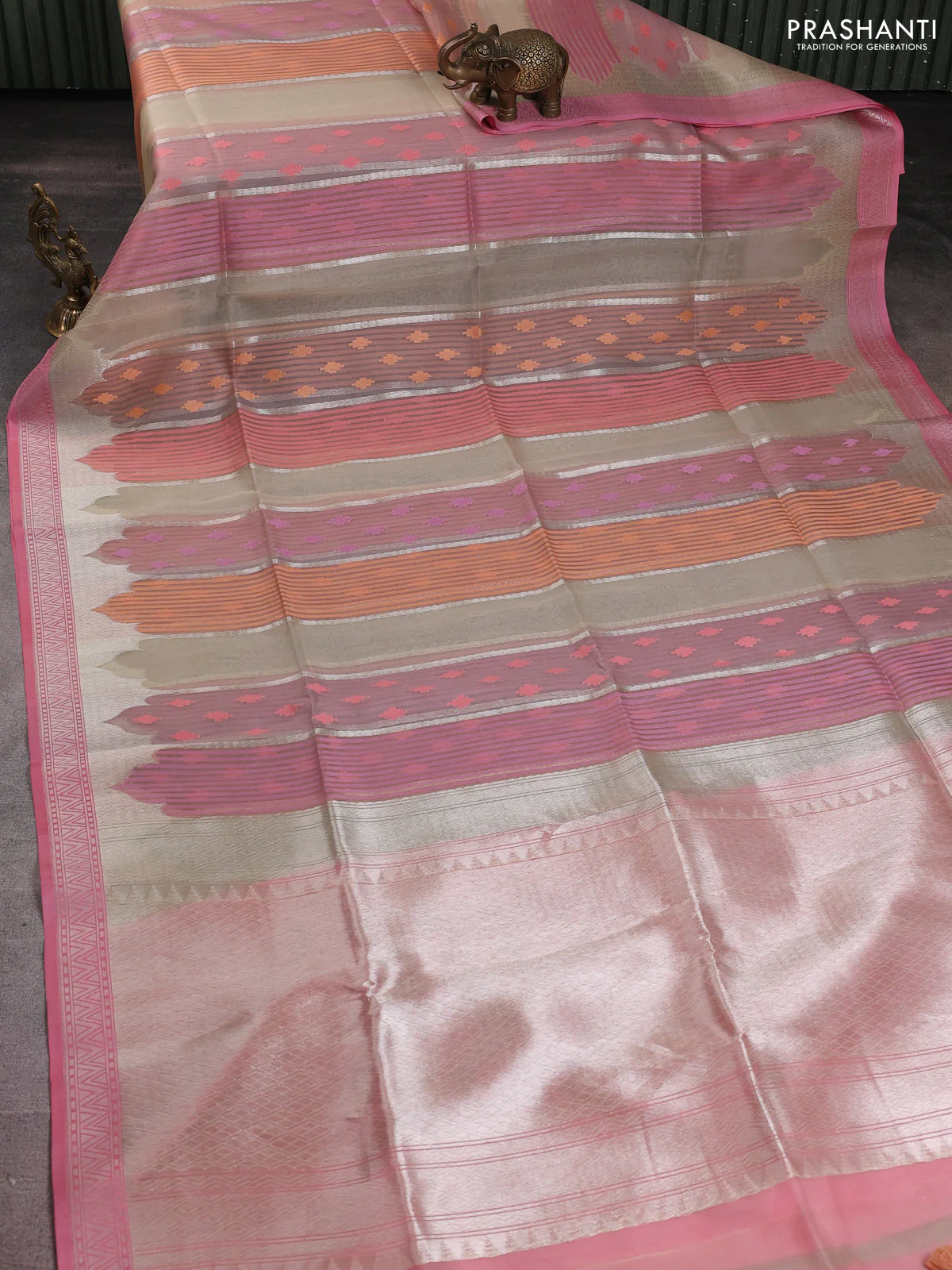 Banarasi Kora silk saree beige and pastel pink with allover jamdhani weaving - Image 2