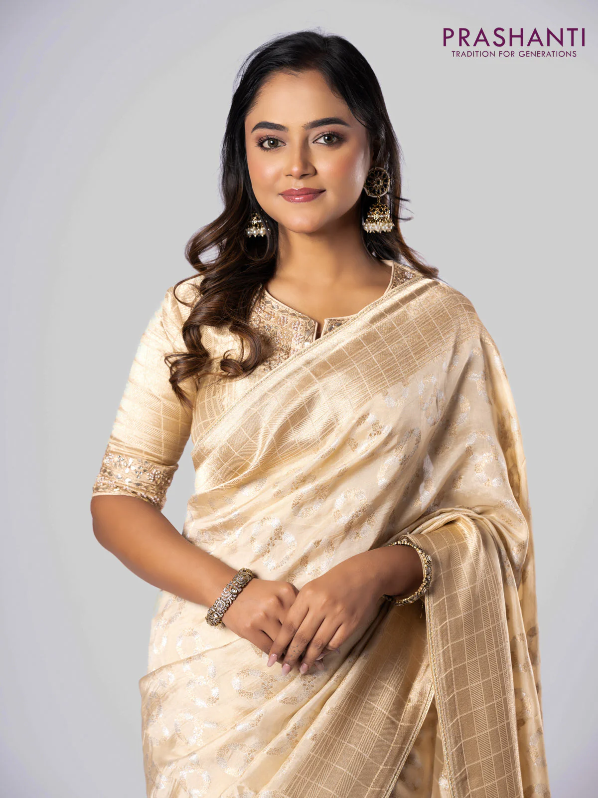 Banarasi munga silk saree cream with allover silver & gold zari weaves and zari woven lace border - Image 4