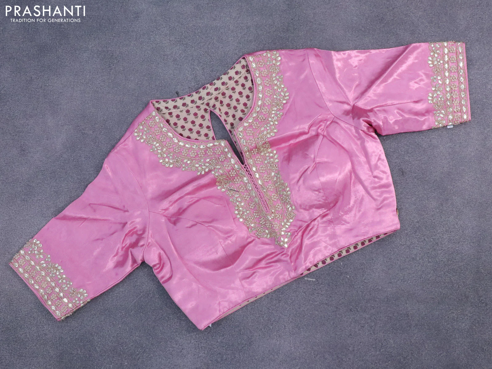 Banarasi munga tussar saree light pink with allover zari woven geometric weaves and lace work border & embroidered readymade blouse - Image 4