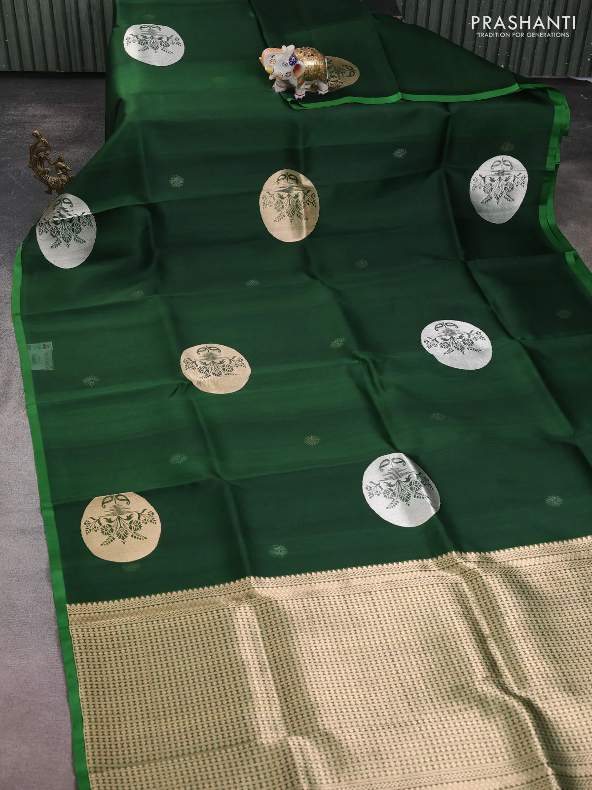 Banarasi organza silk saree bottle green with rudraksha silver & gold zari woven buttas and simple border - Image 2