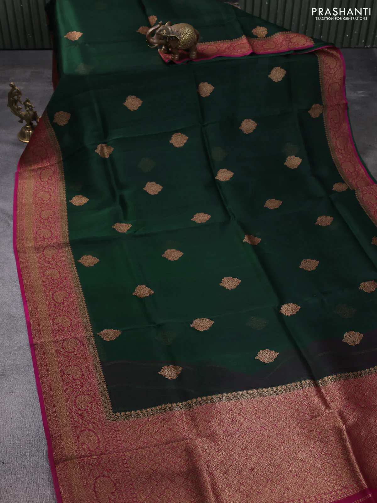 Banarasi organza silk saree dark green and pink with woven buttas and woven border - Image 2