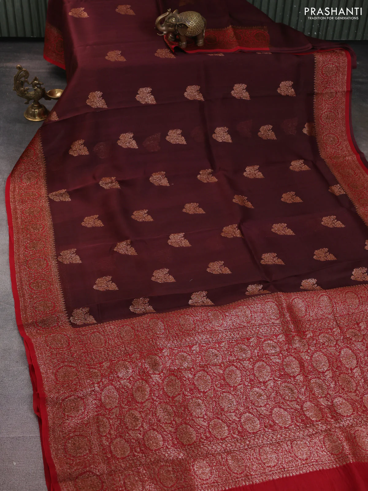 Banarasi organza silk saree deep maroon and red with woven buttas and woven border - Image 2