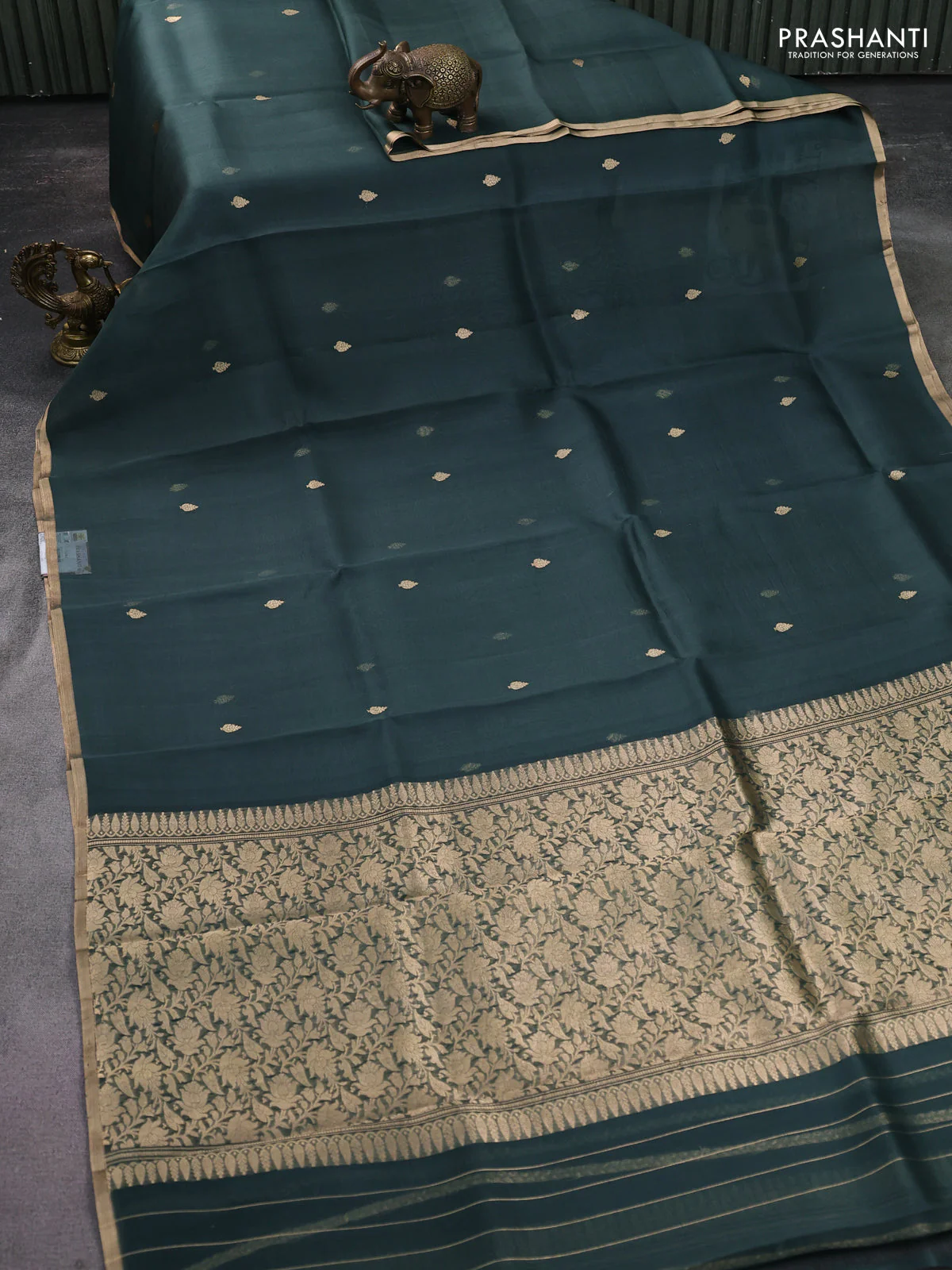 Banarasi organza silk saree greyish green with zari woven buttas and zari woven piping border - Image 2
