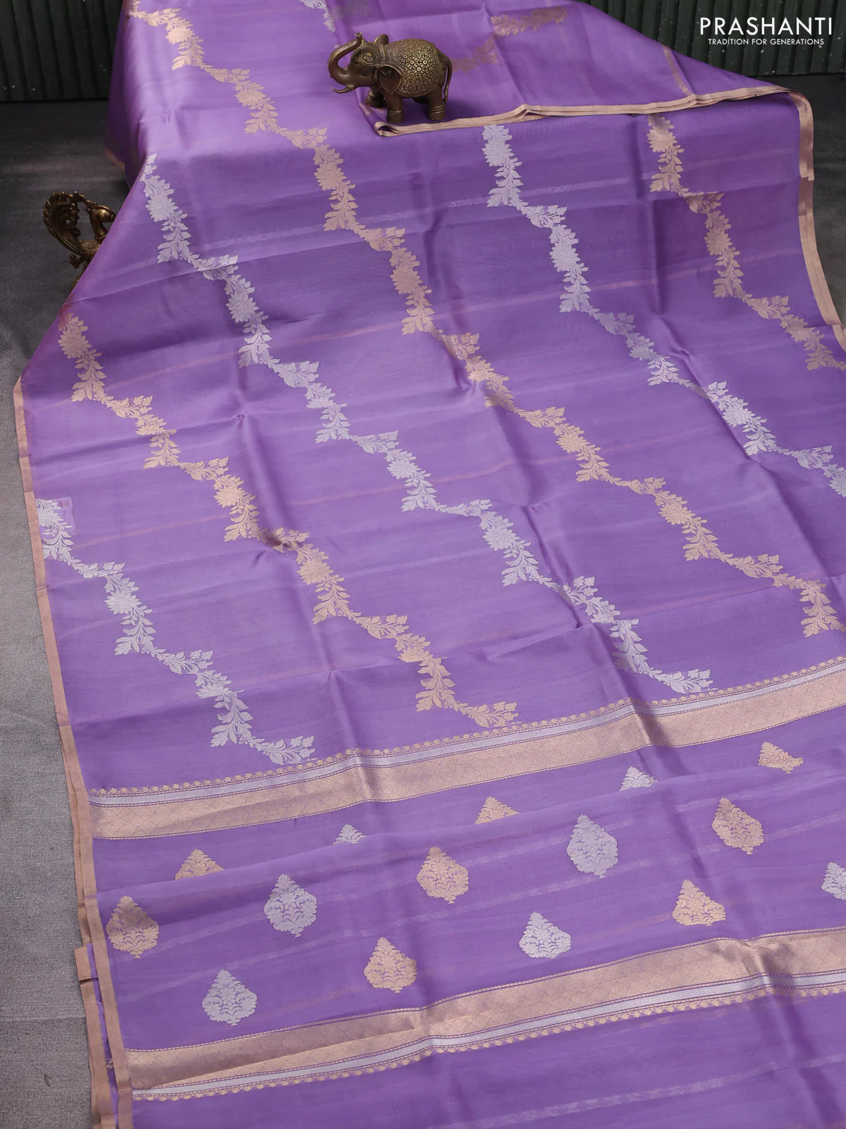 Banarasi organza silk saree lavender with allover silver & zari weaves and zari woven border - Image 2