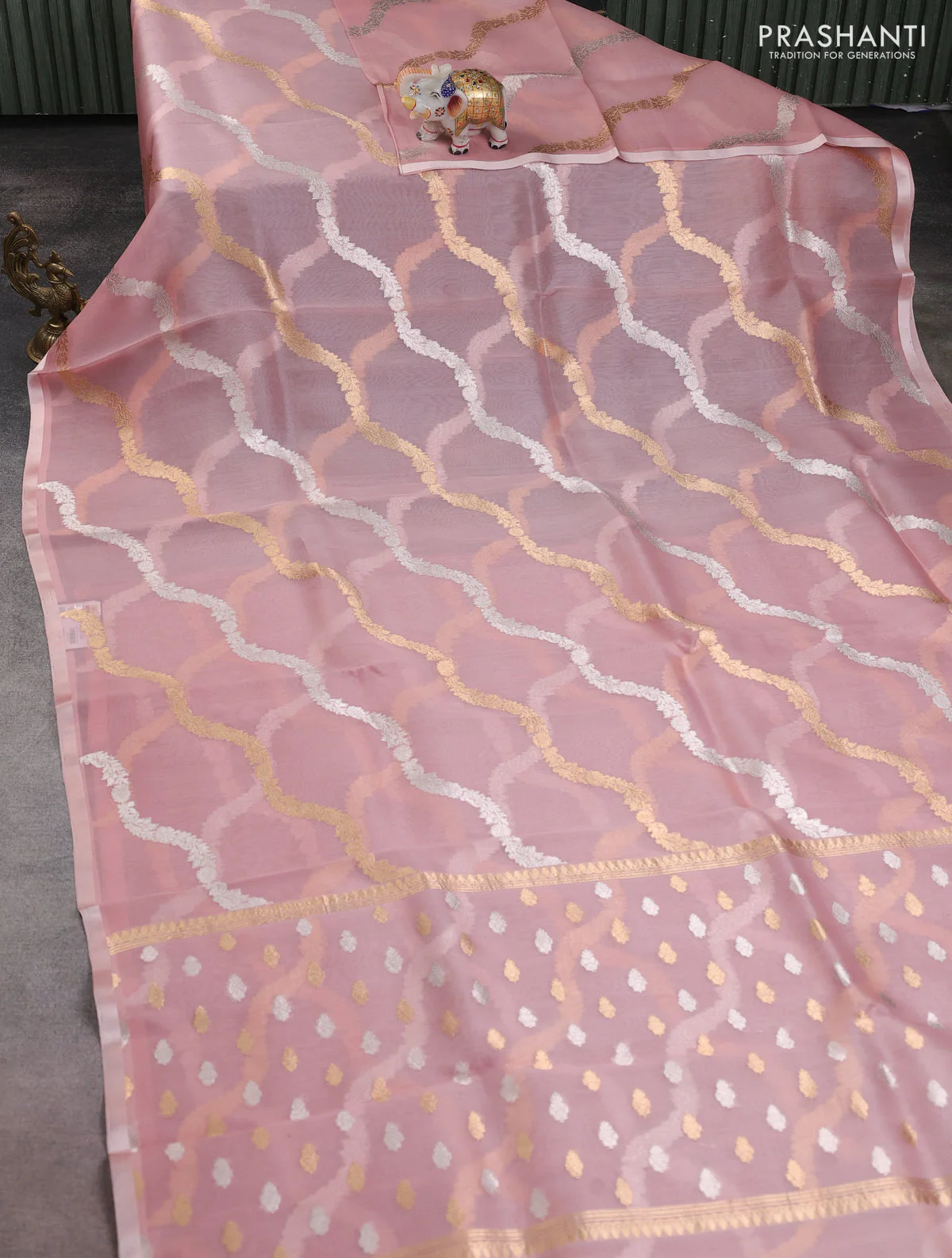 Banarasi organza silk saree pastel pink with allover silver & zari weaves and simple border - Image 2