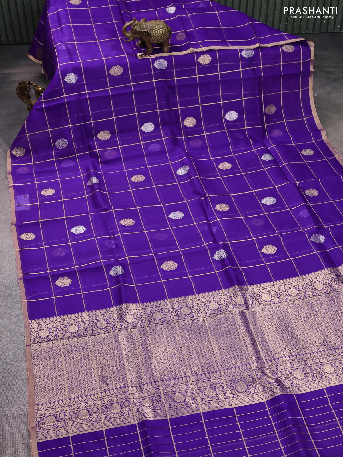 Banarasi organza silk saree violet with allover zari checks & buttas and zari woven border - Image 2