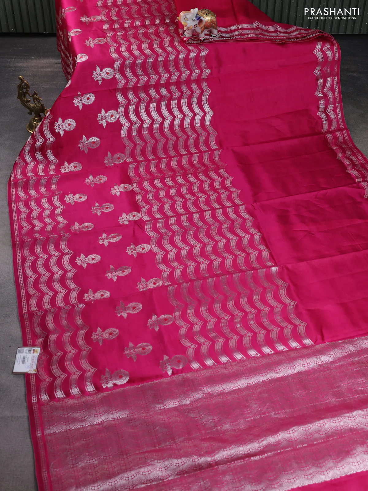 Banarasi poona silk saree pink and orange with zari weaves and zari woven border - Image 7