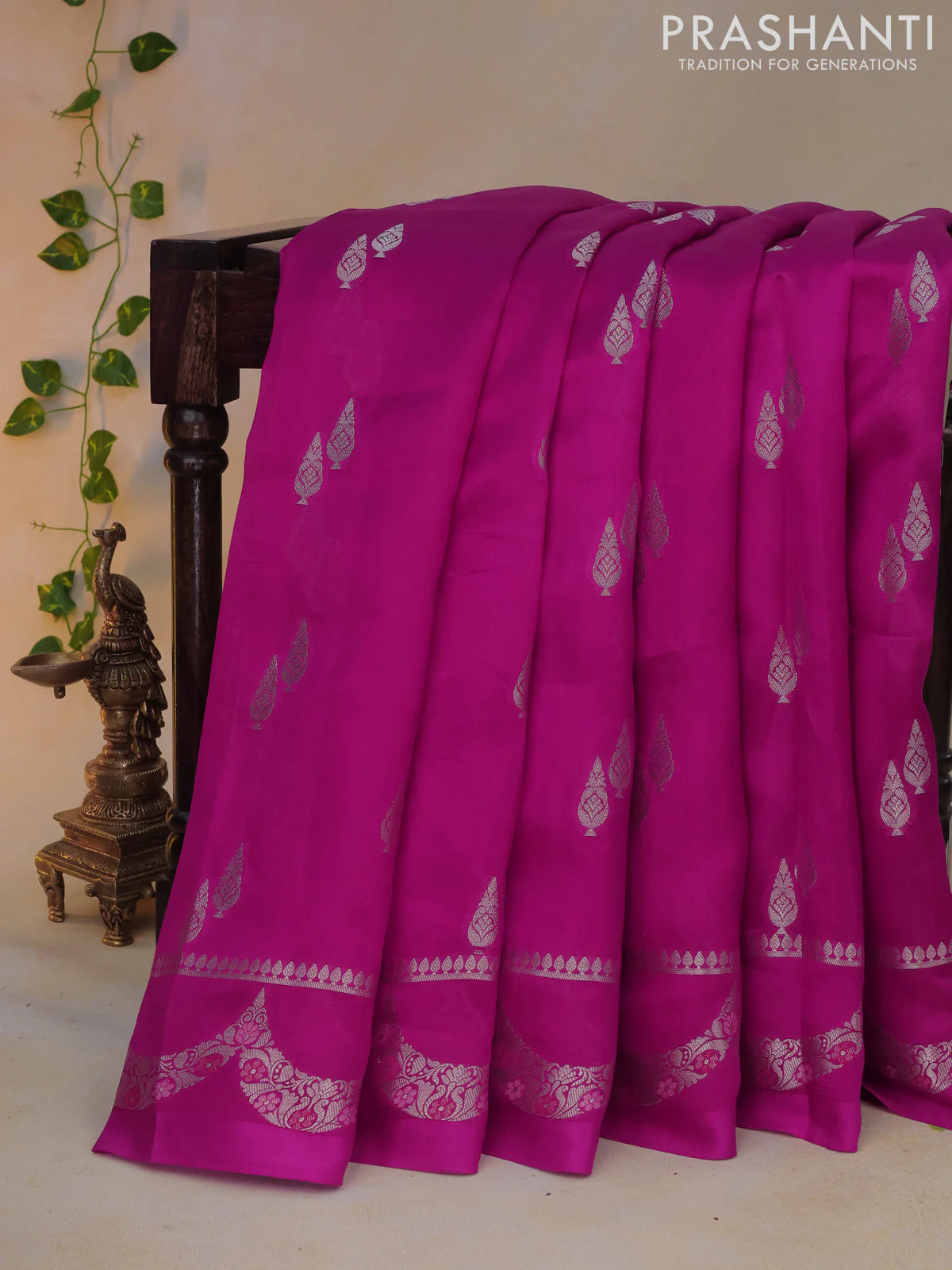 Banarasi poona silk saree pink and violet with zari woven buttas and zari woven border - Image 9