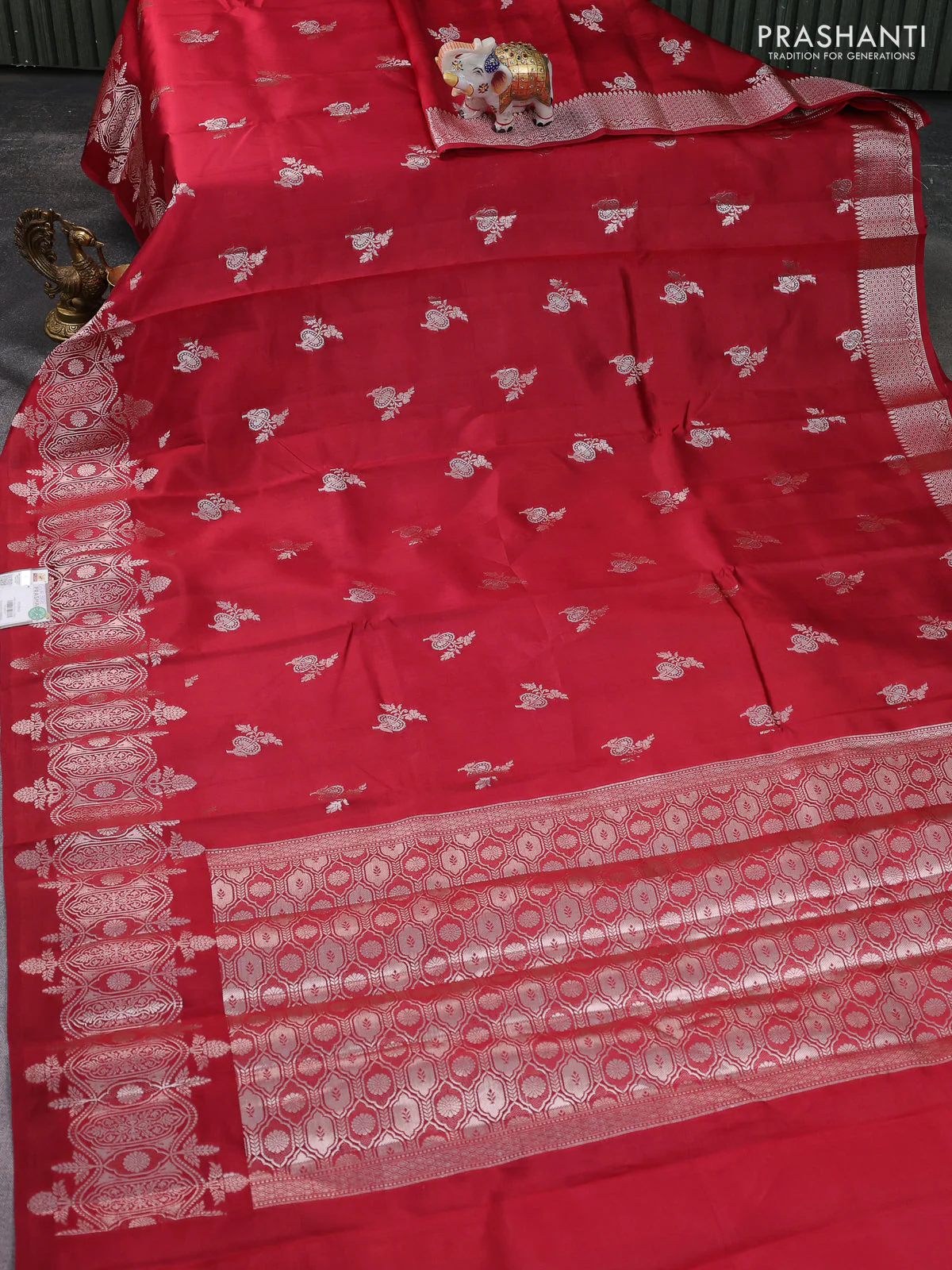 Banarasi poona silk saree red with zari woven buttas and zari woven border - Image 2
