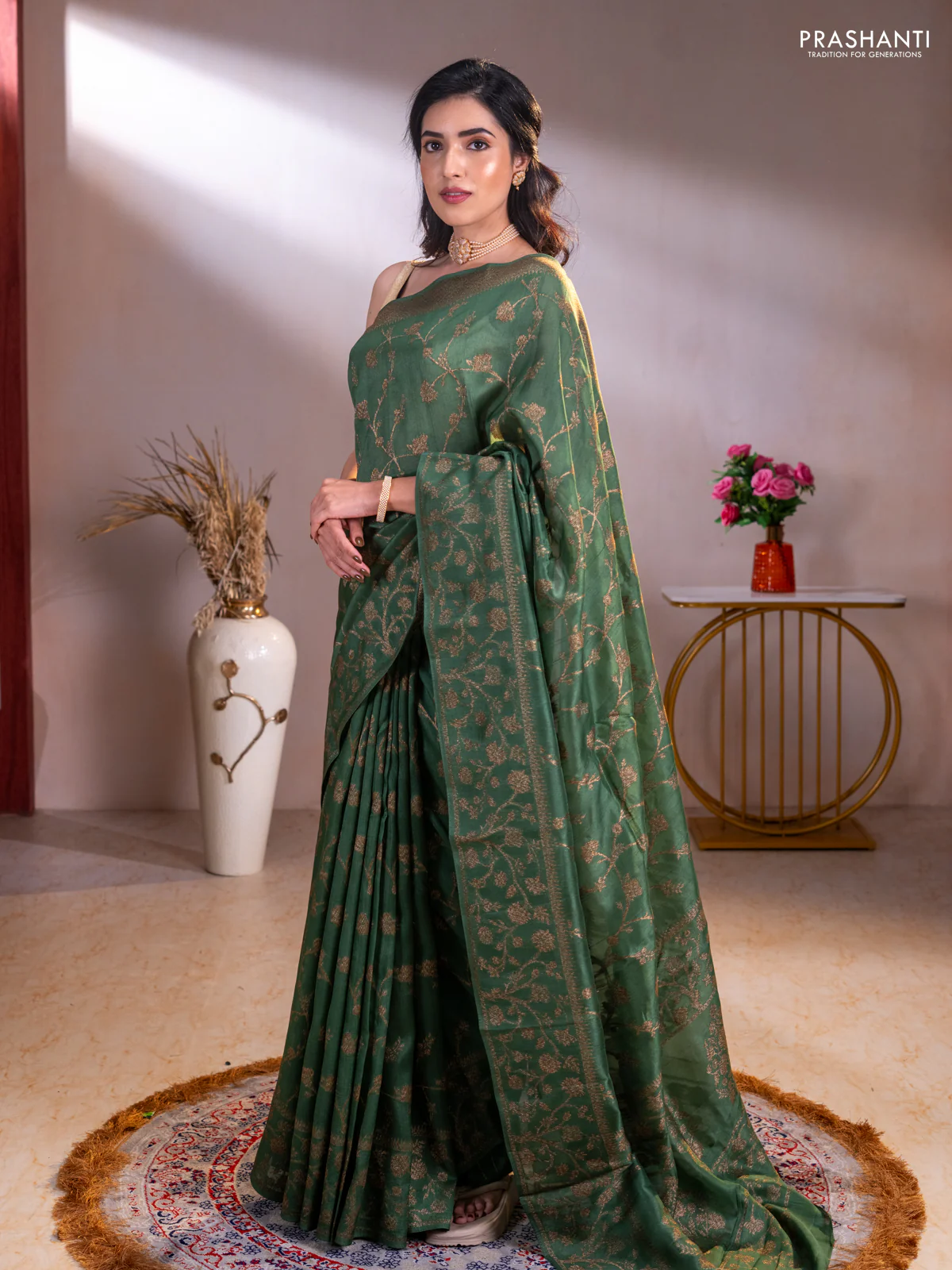 Banarasi raw silk saree green with allover thread & zari weaves and long woven border - Image 2