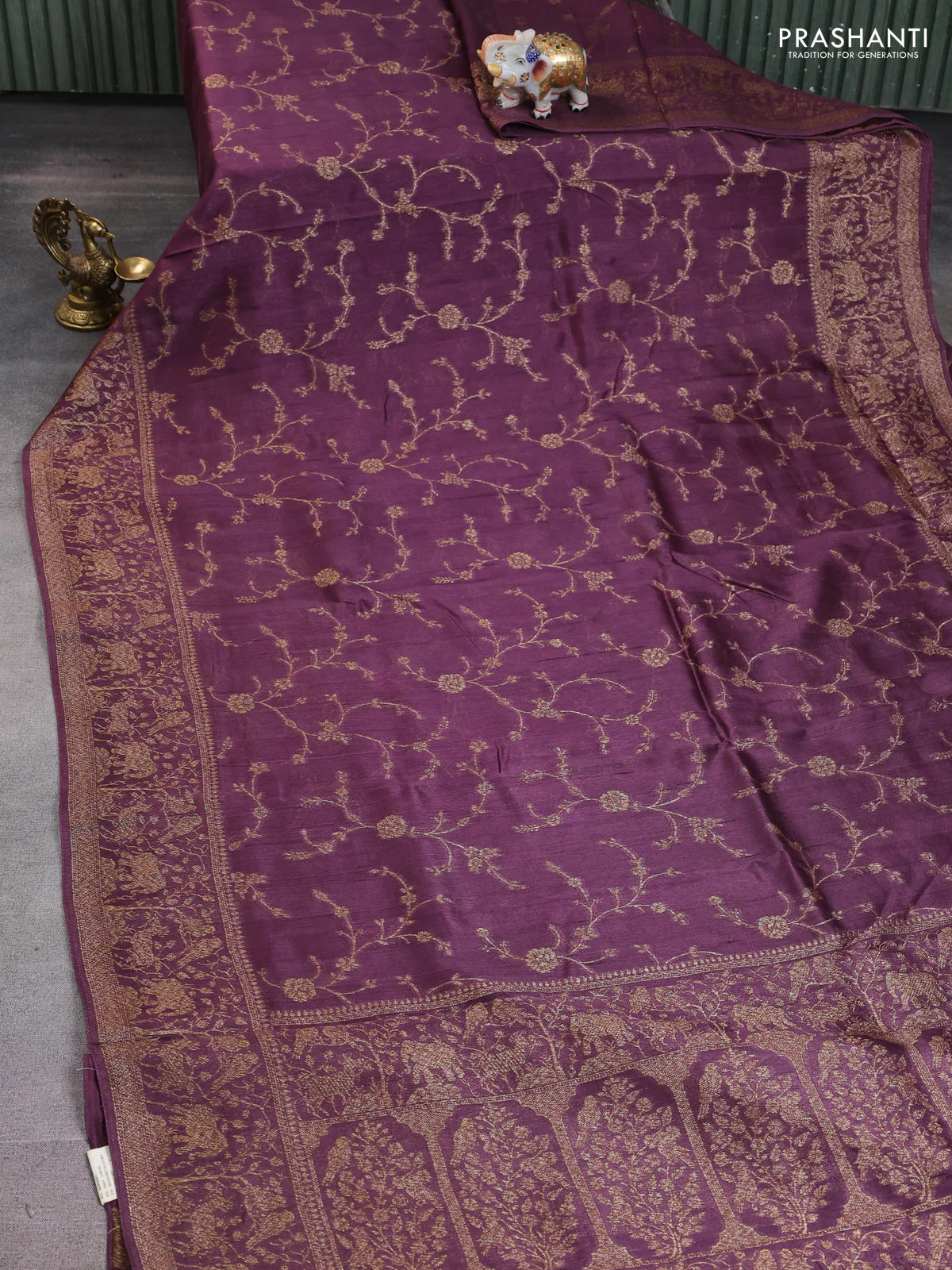 Banarasi raw silk saree jamun shade with allover thread & zari weaves and woven border - Image 2