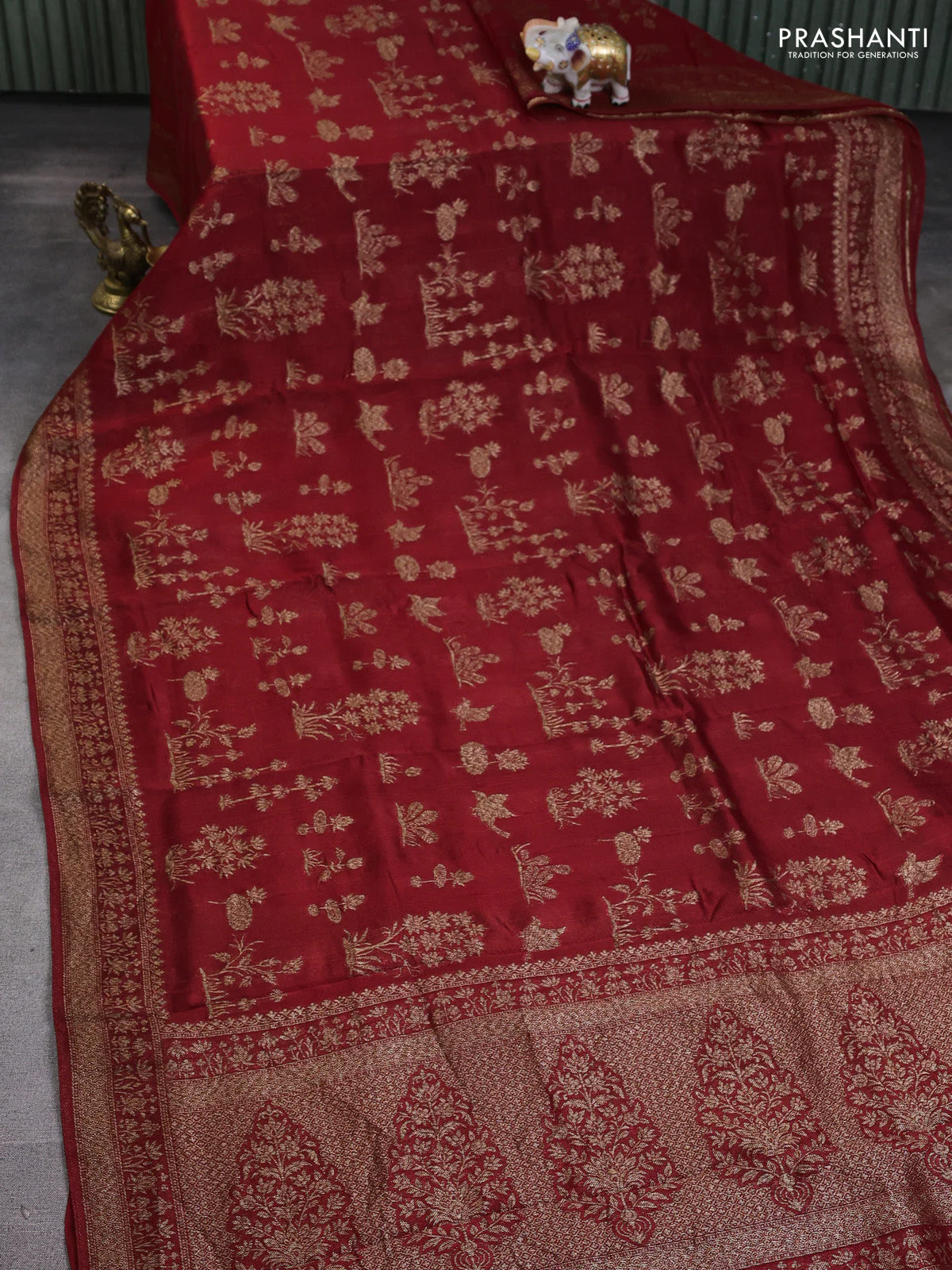 Banarasi raw silk saree maroon shade with thread & zari woven buttas and woven border - Image 2