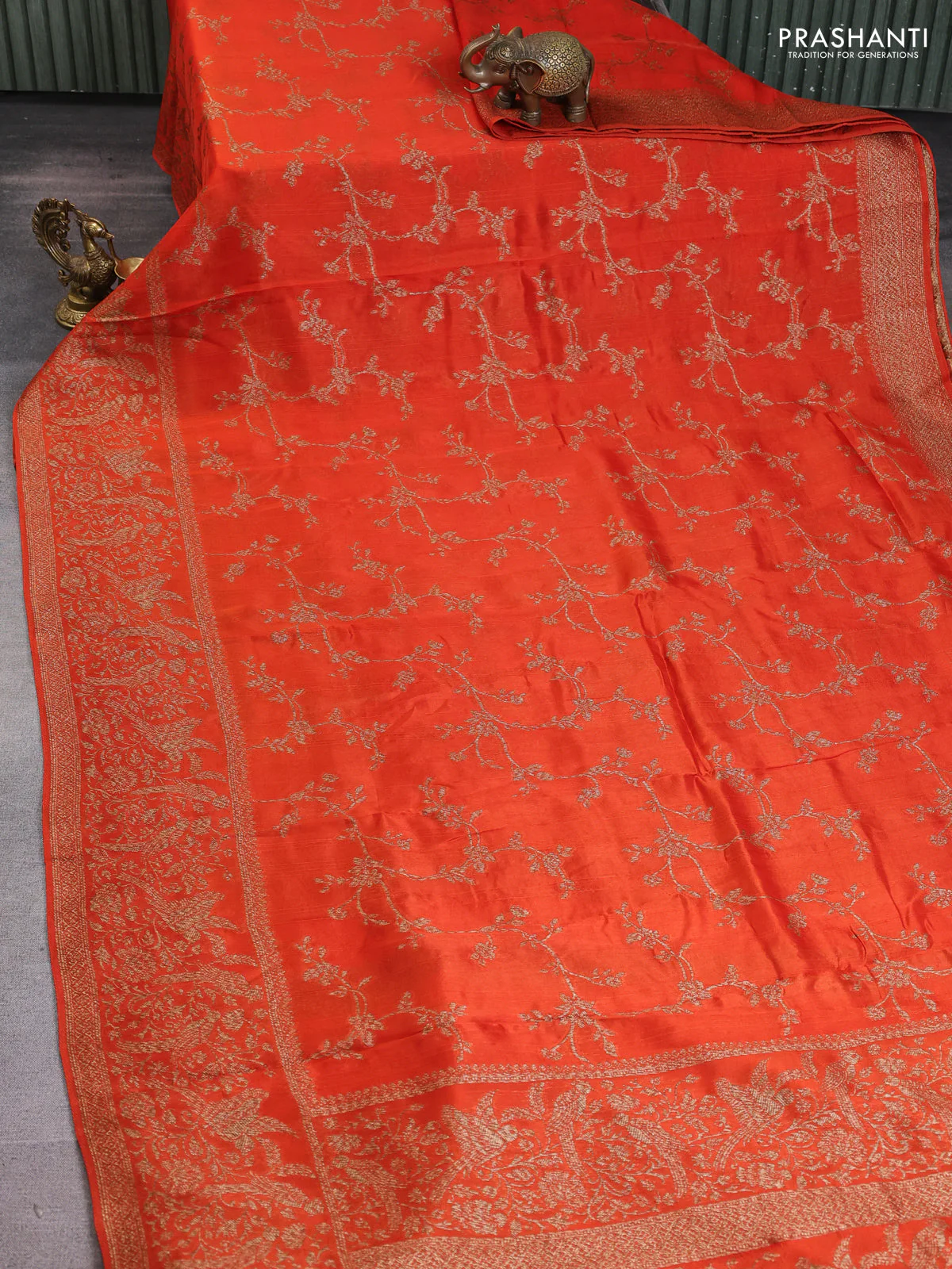 Banarasi raw silk saree orange with allover thread & zari weaves and long woven border - Image 2