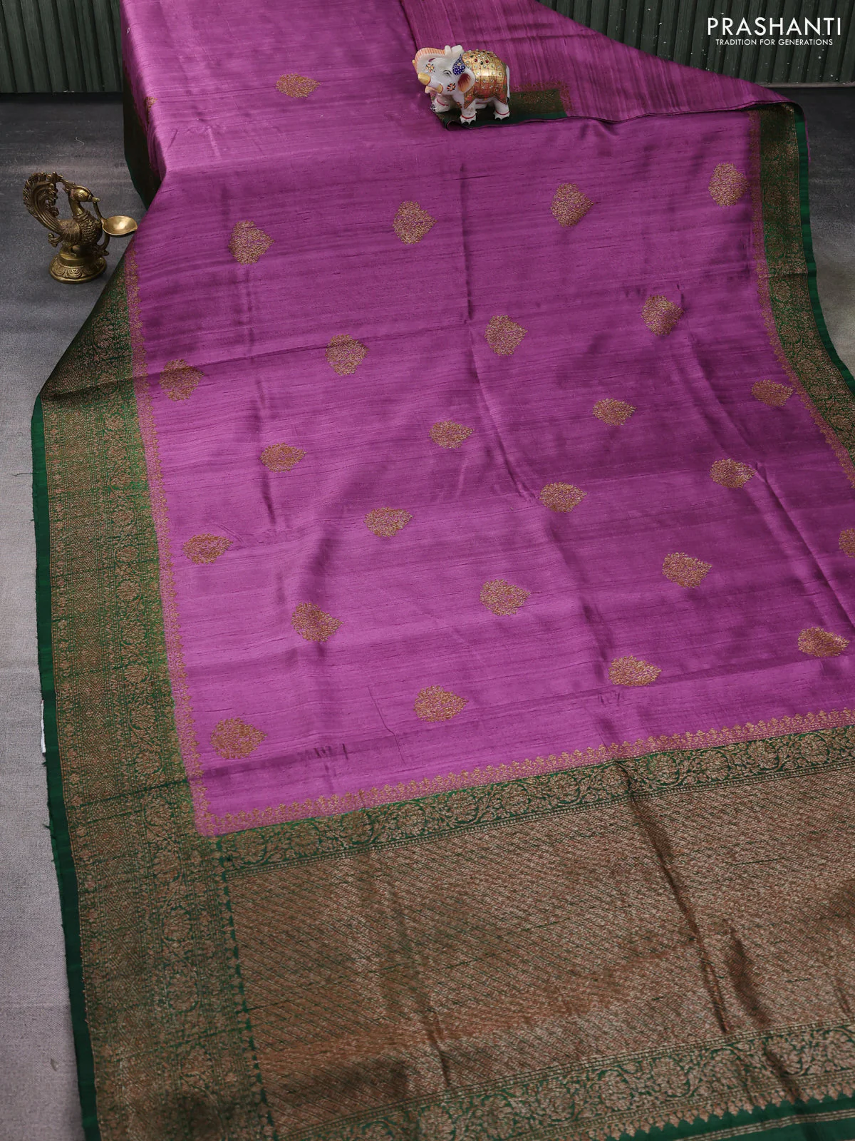 Banarasi raw silk saree pastel purple and green with thread & zari woven buttas and woven border - Image 2
