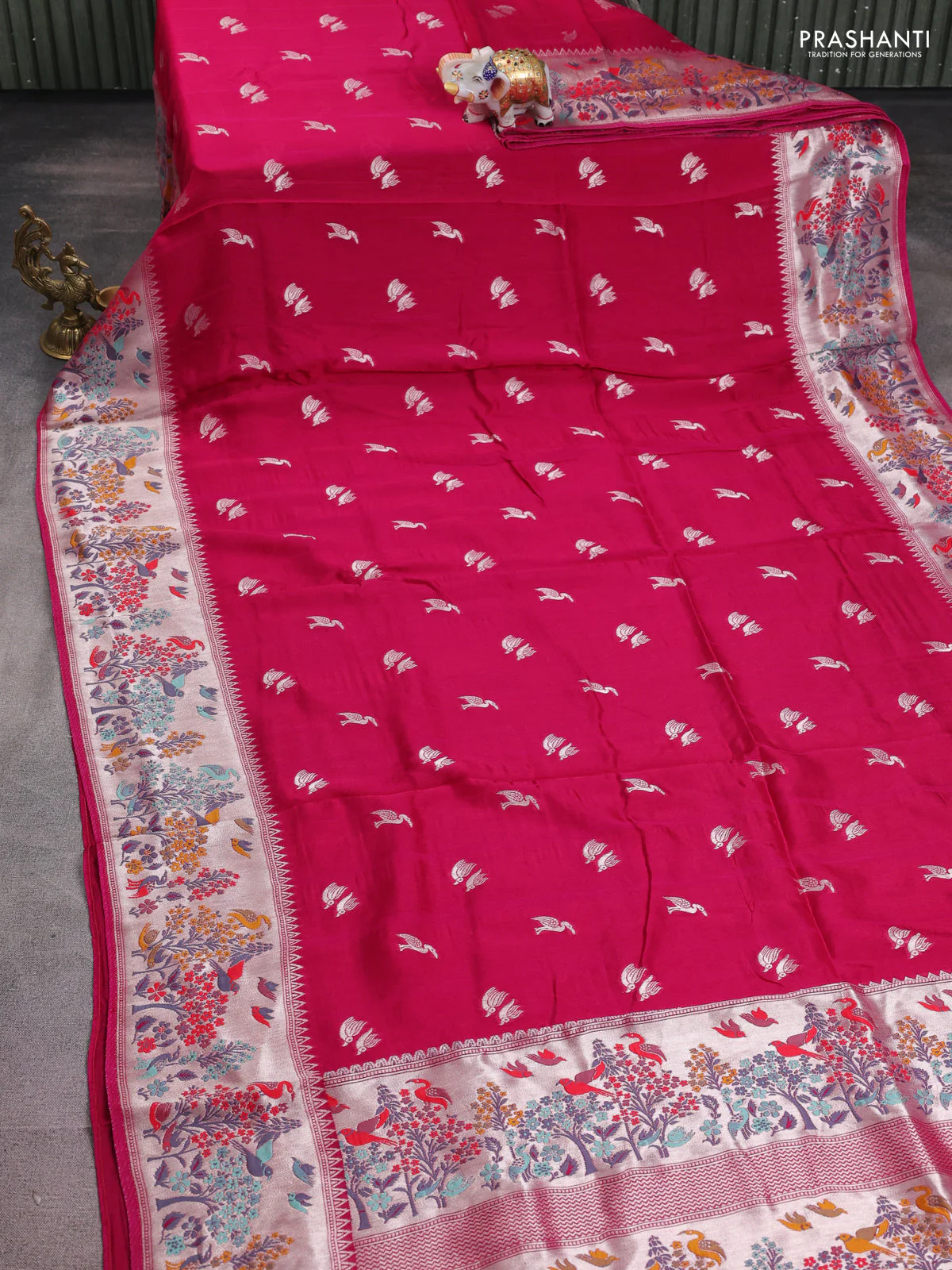 Banarasi raw silk saree pink with silver zari woven buttas and silver zari woven paithani style border - Image 2