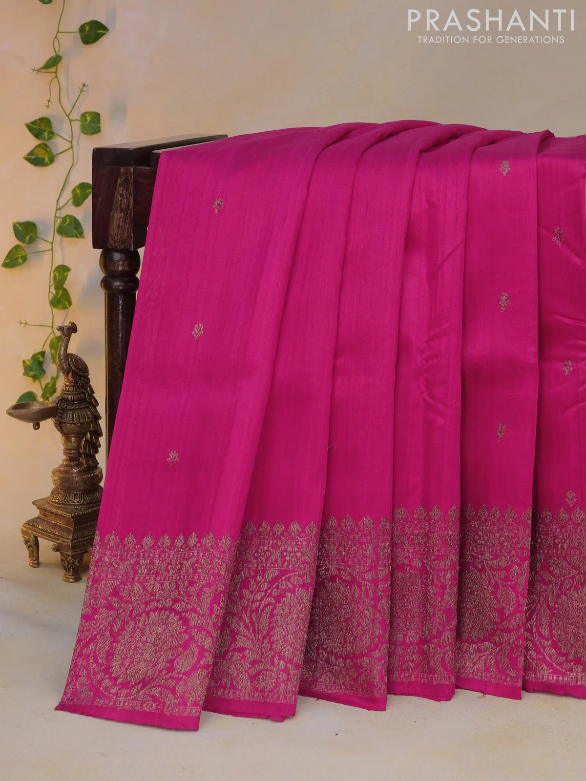 Banarasi raw silk saree pink with woven buttas and thread & zari woven border - Image 7