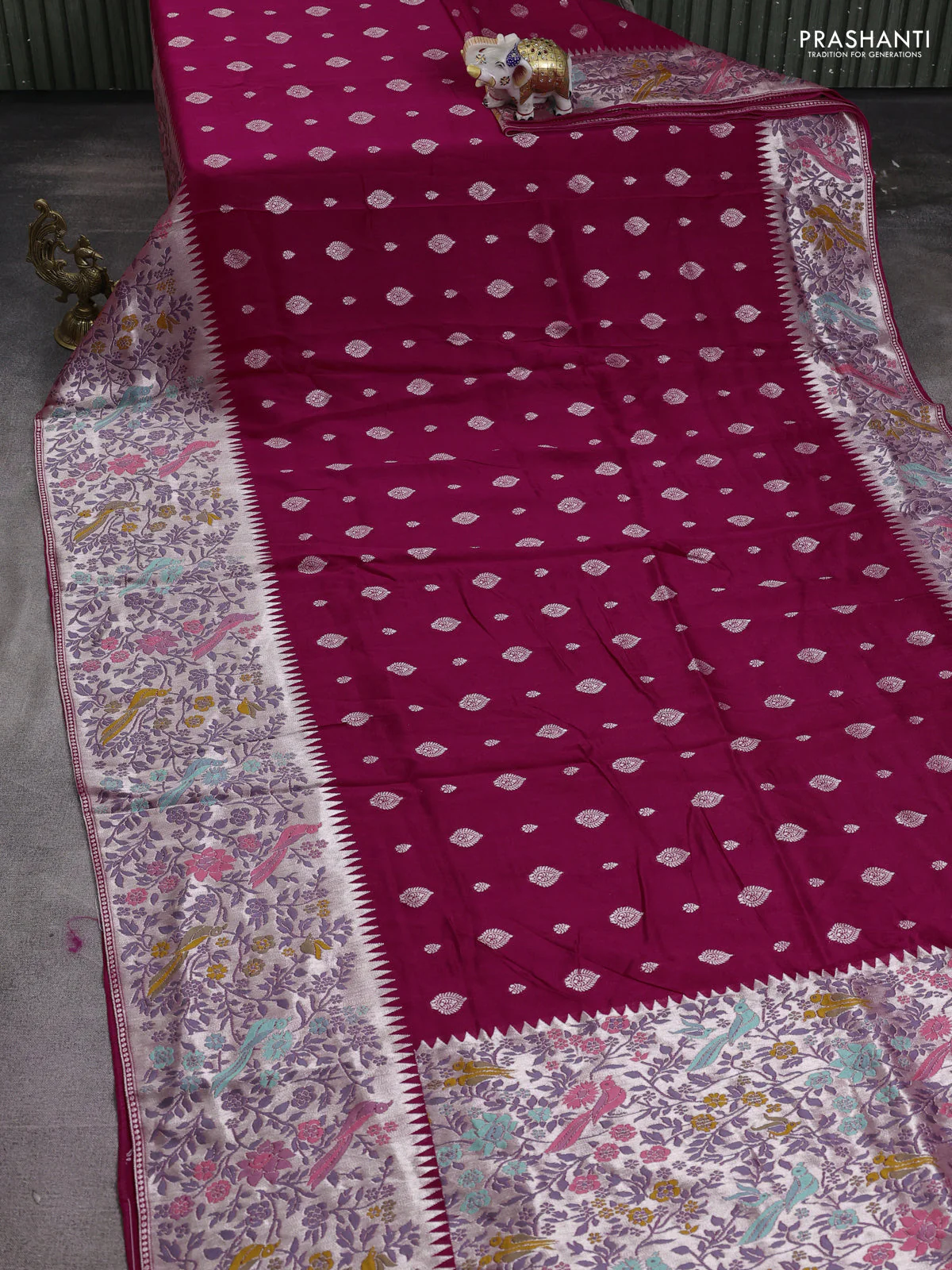 Banarasi raw silk saree pink with zari woven buttas and zari woven paithani style border - Image 2