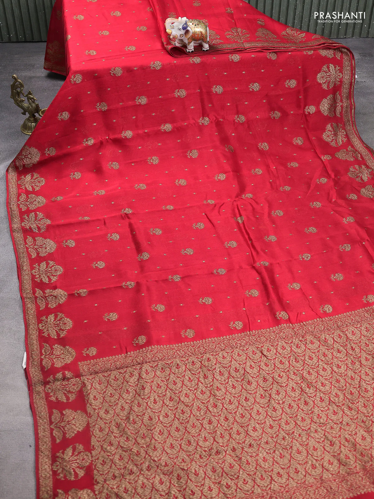 Banarasi raw silk saree red with thread & zari woven buttas and floral design woven border - Image 2