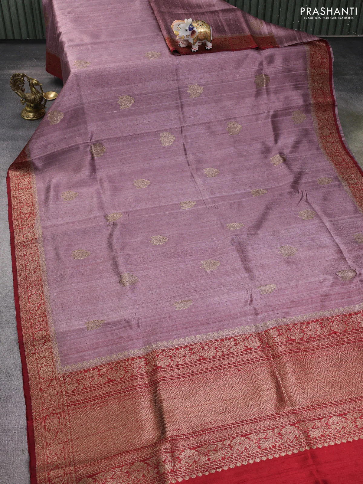 Banarasi raw silk saree rosy brown and maroon with thread & zari woven buttas and woven border - Image 2