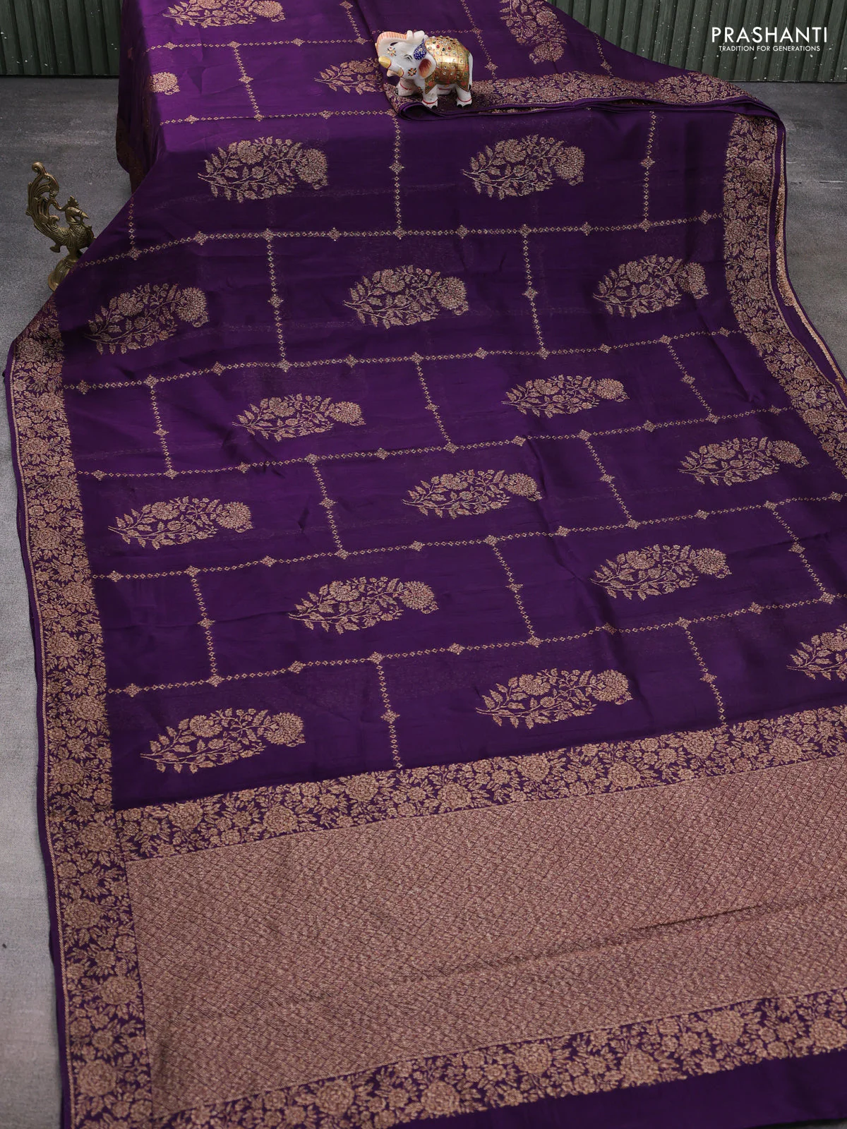 Banarasi raw silk saree violet with allover thread & zari weaves and woven border - Image 2