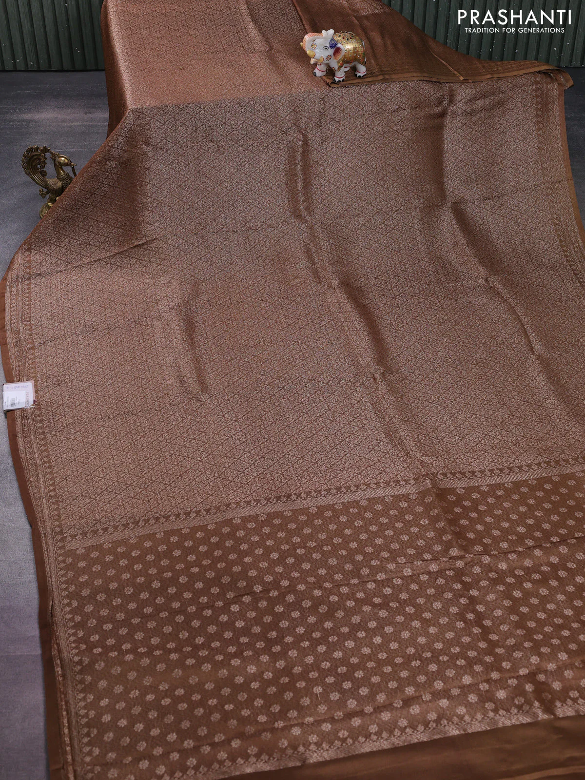 Banarasi semi crepe saree briown with allover thread & zari woven brocade weaves and woven border - Image 2