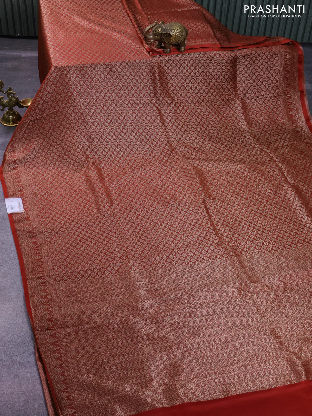Banarasi semi crepe saree brown with allover thread & zari woven brocade weaves and woven border - Image 2