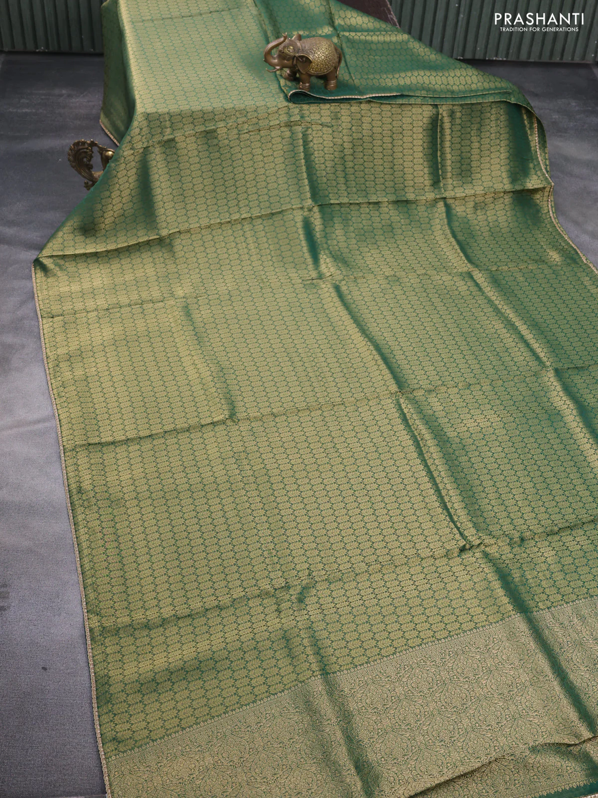Banarasi semi crepe saree green with allover zari woven brocade weaves and lace work border - Image 2