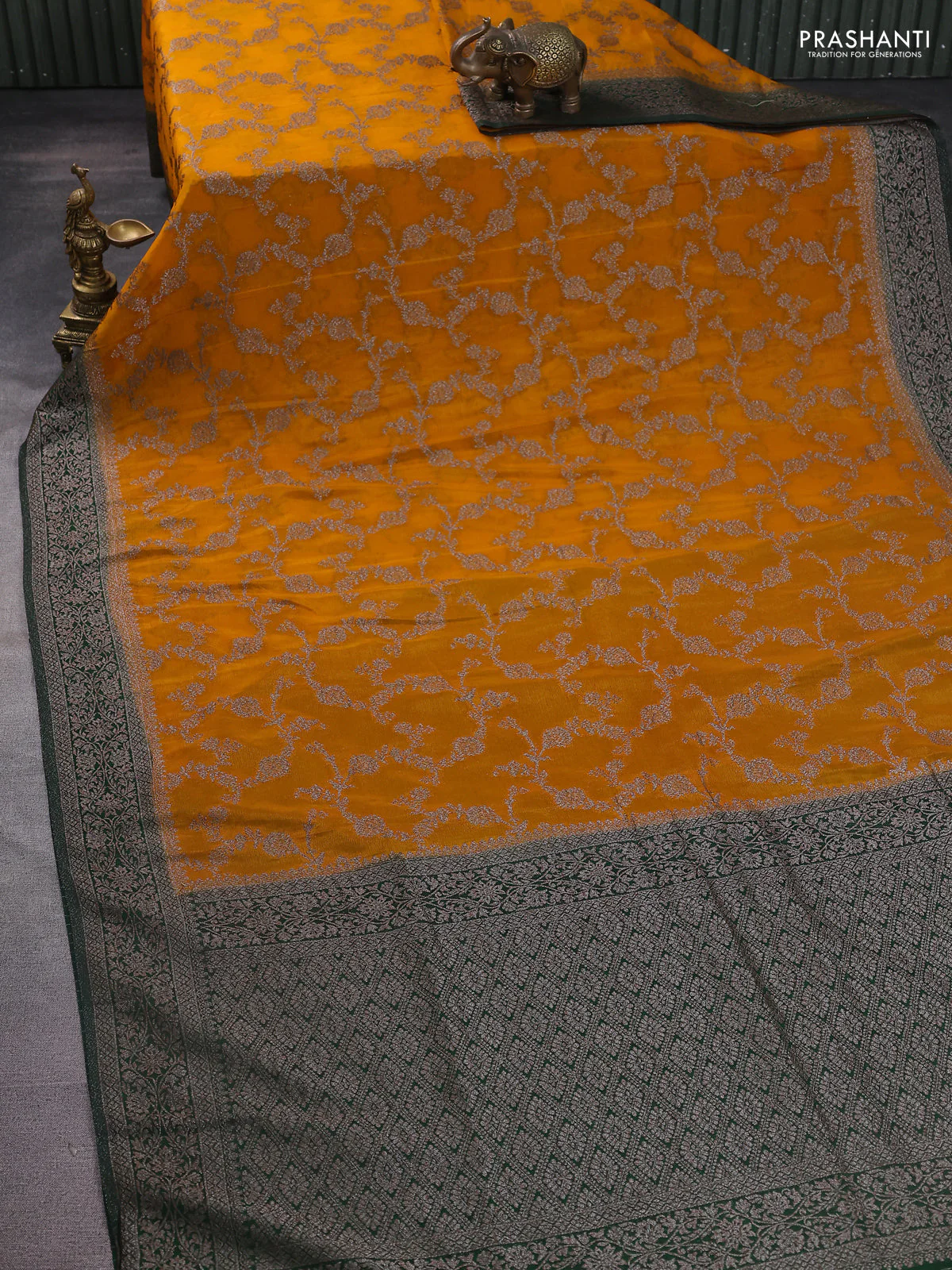 Banarasi semi crepe saree mango yellow and bottle green with allover thread & zari weaves and woven border - Image 2