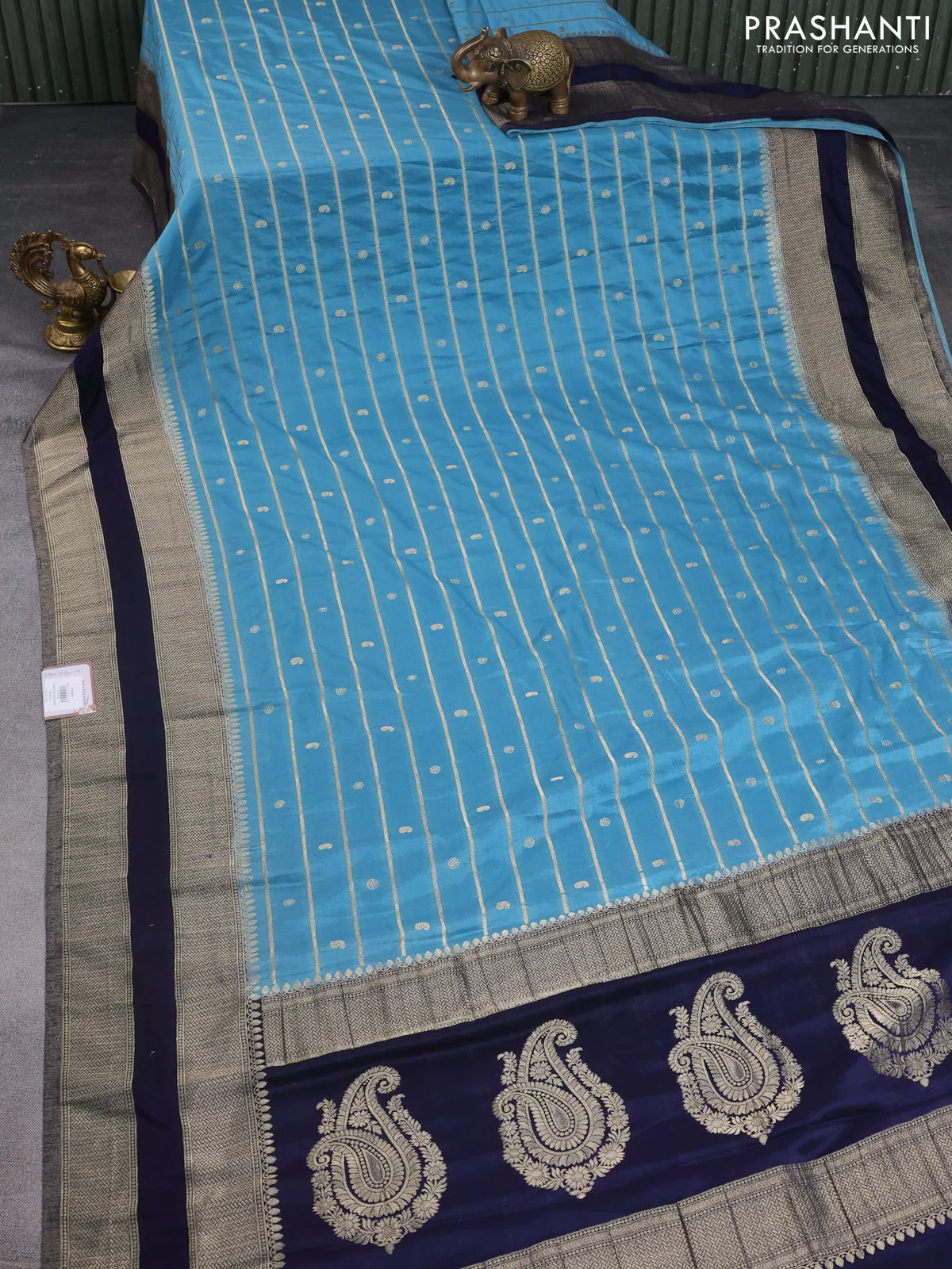 Banarasi semi crepe saree pastel blue and navy blue with allover zari weaves & buttas and rettapet zari woven border - Image 2