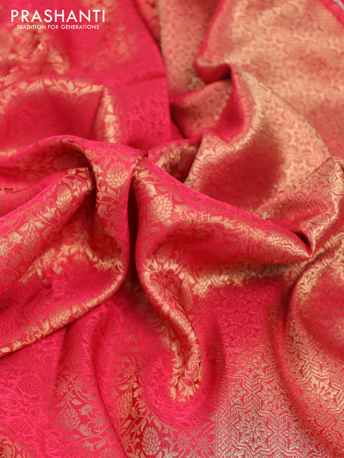 Banarasi semi crepe saree red with allover zari woven brocade weaves and lace work border - Image 3