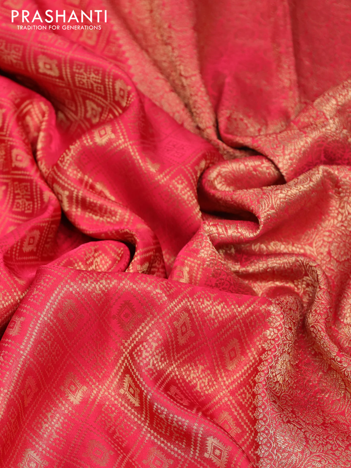 Banarasi semi crepe saree red with allover zari woven brocade weaves and lace work border - Image 3
