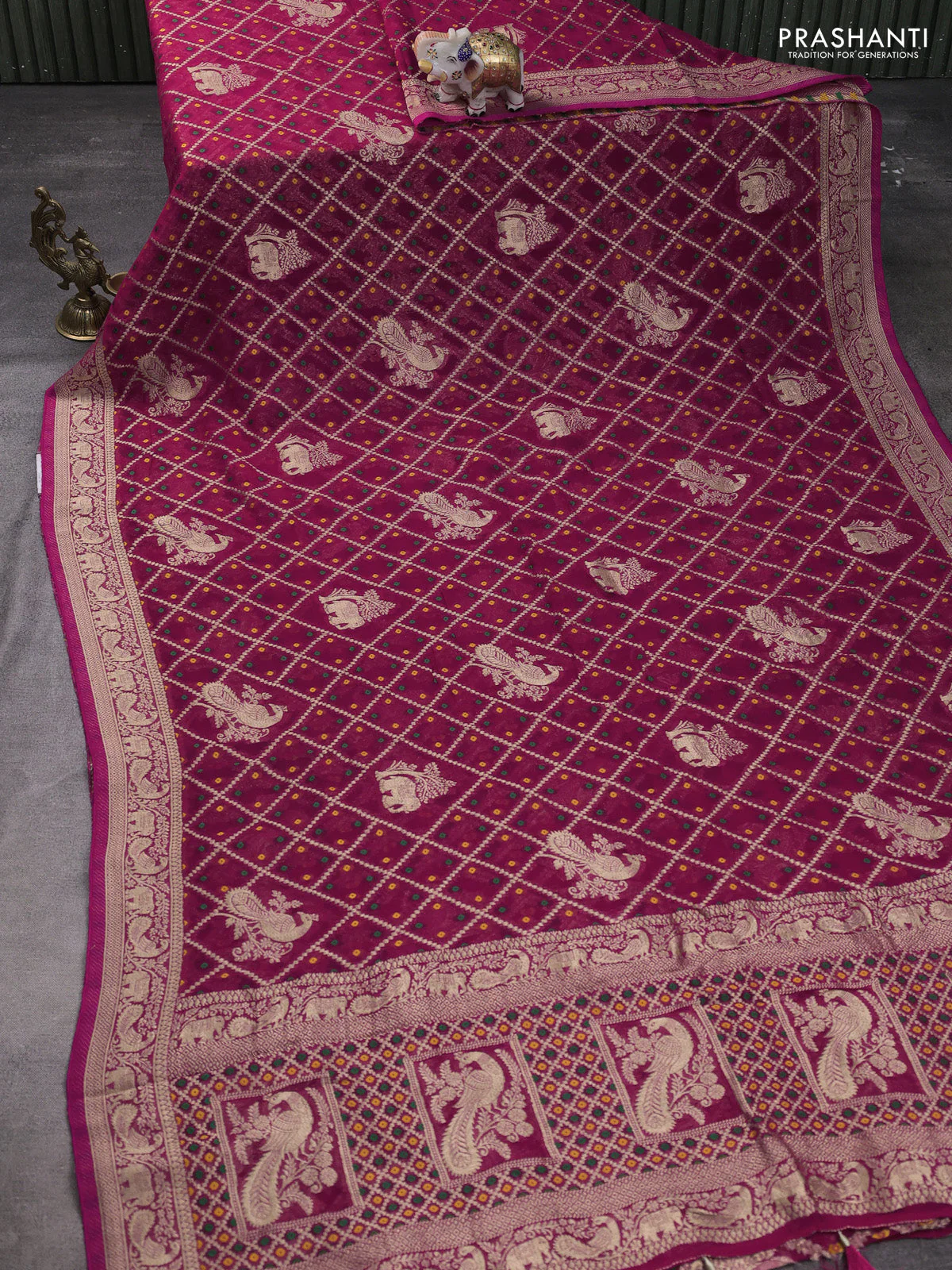 Banarasi semi georgette saree pink with allover zari weaves & bandhani thread buttas and zari woven border - Image 2