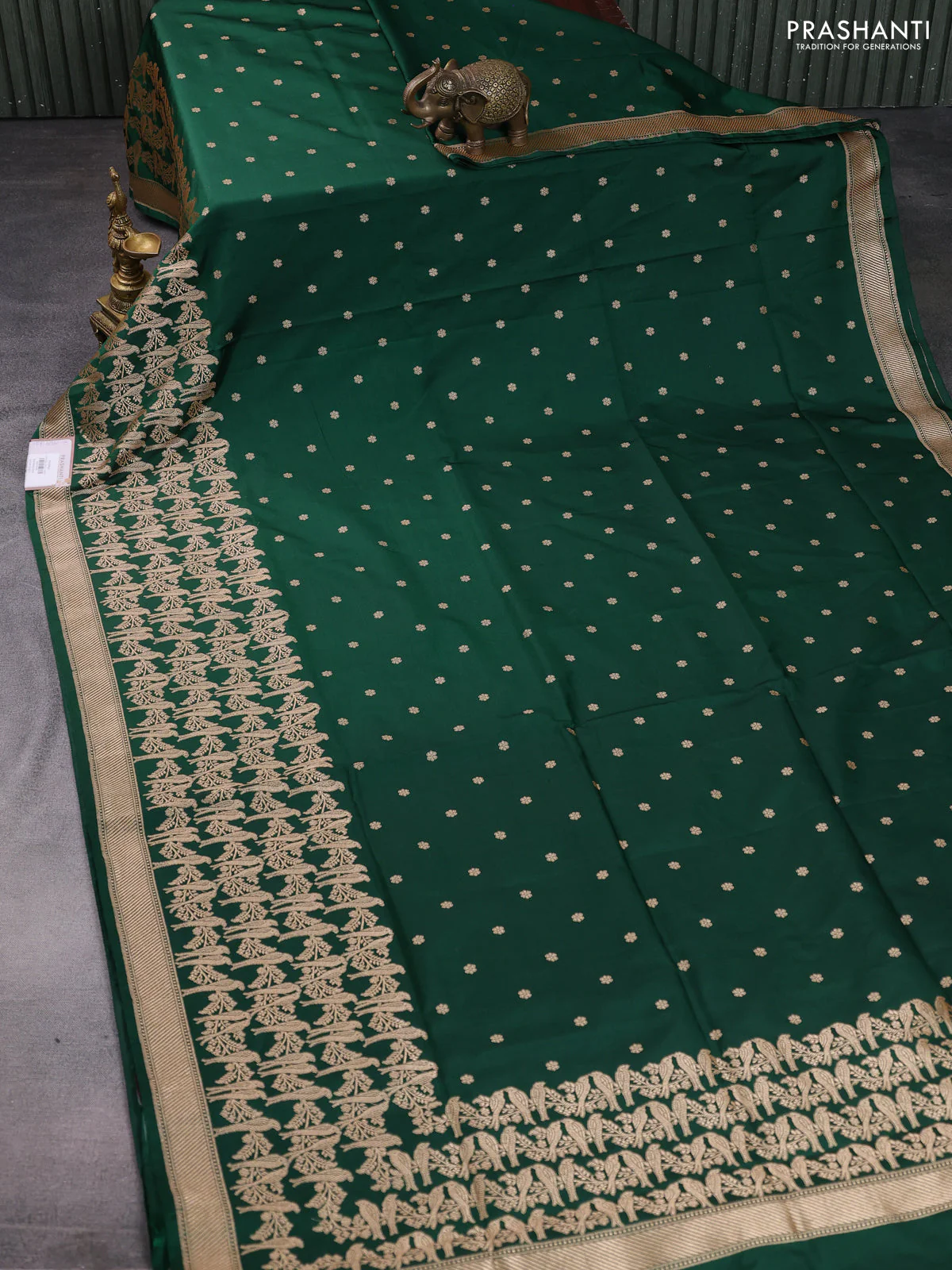 Banarasi semi katan saree green with zari woven buttas and zari woven border - Image 2