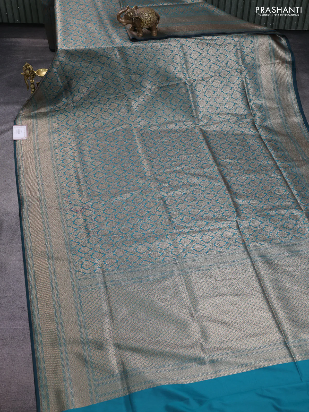 Banarasi semi katan saree teal green with allover thread & zari woven brocade pattern and woven border - Image 2