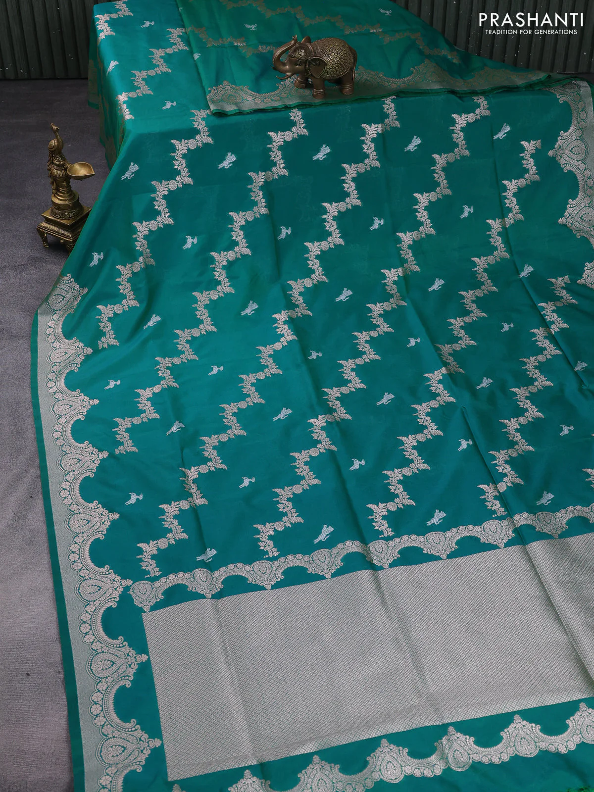 Banarasi semi katan saree teal green with silver & gold zari weaves and zari woven border - Image 2