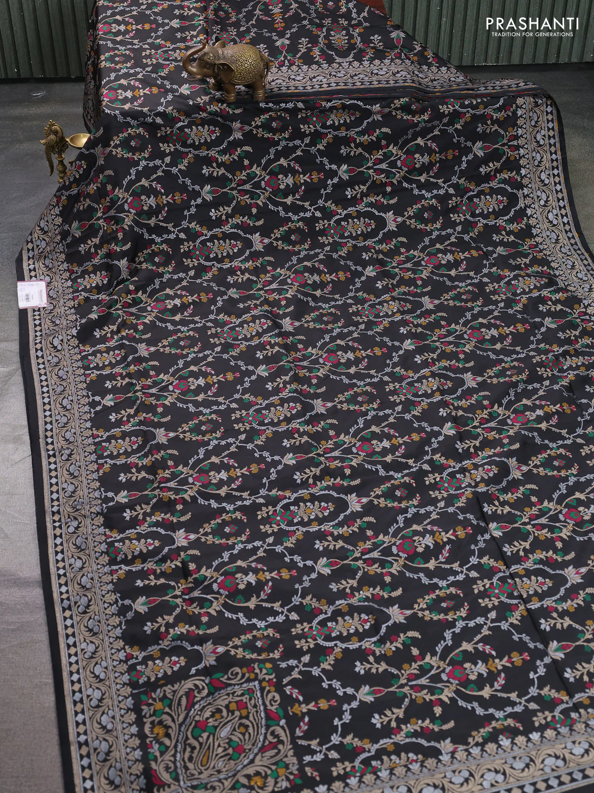 Banarasi semi katan silk saree black with allover silver & zari weaves and zari woven border - Image 2