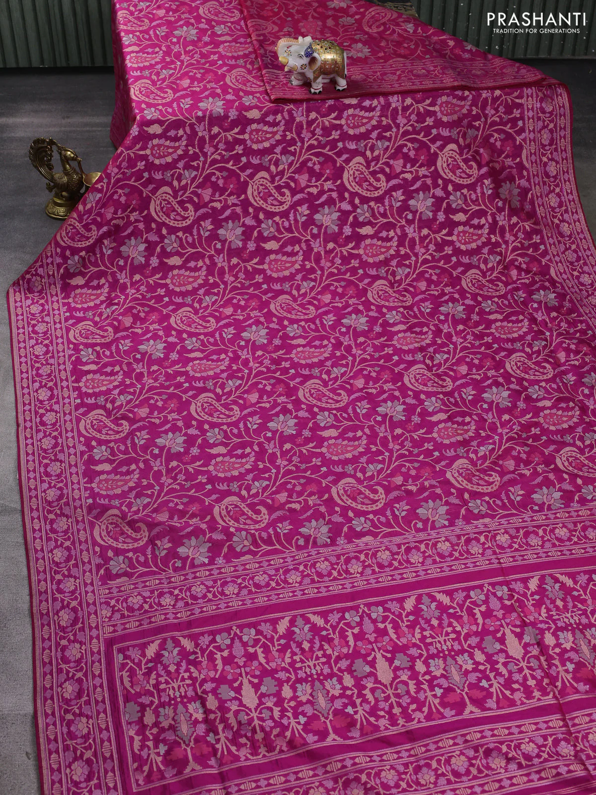 Banarasi semi katan silk saree dark magenta pink with allover zari weaves  and zari woven border - Image 2