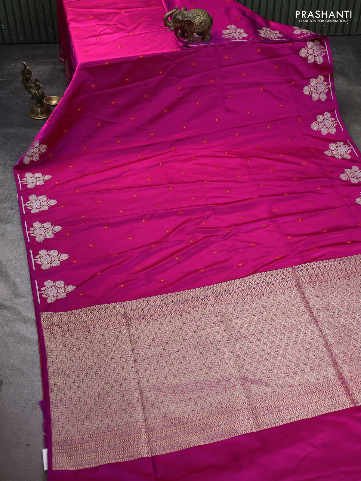 Banarasi semi katan silk saree dark pink with allover thread woven buttas and zari woven butta border - Image 2