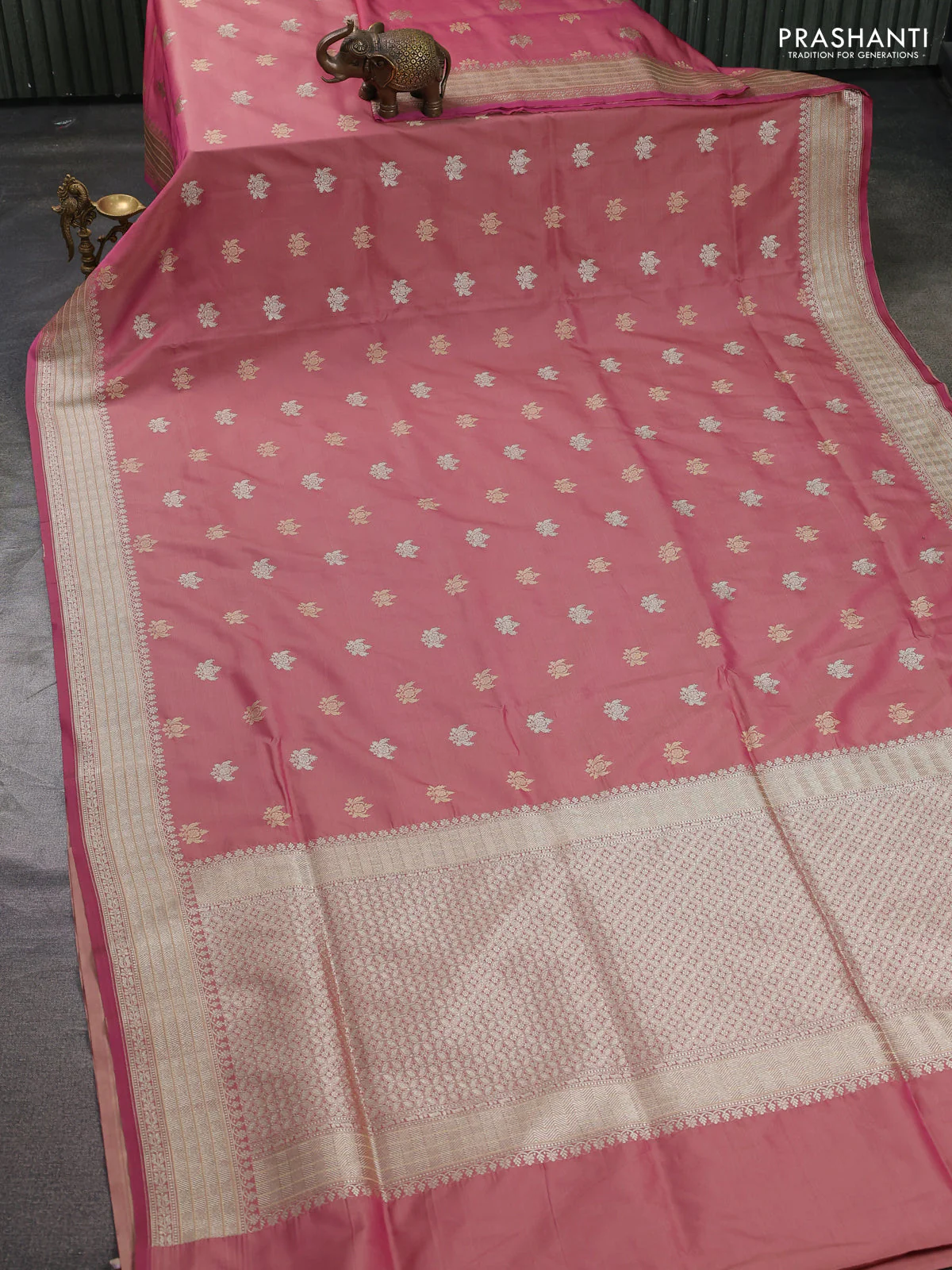 Banarasi semi katan silk saree mauve pink with allover thread & zari woven buttas and zari woven border - Image 2
