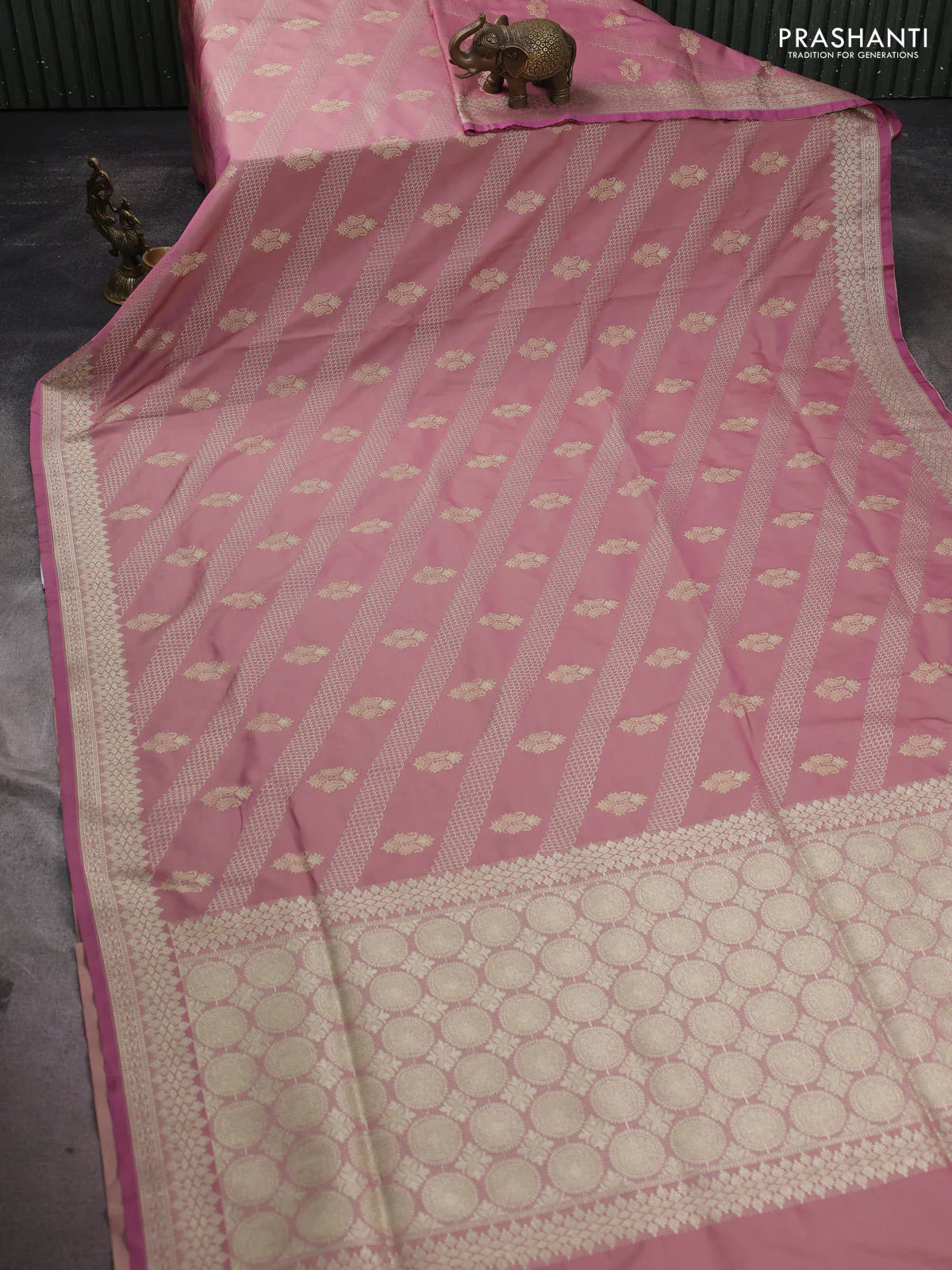 Banarasi semi katan silk saree mauve pink with allover zari weaves & thread wiven buttas and zari woven border - Image 2