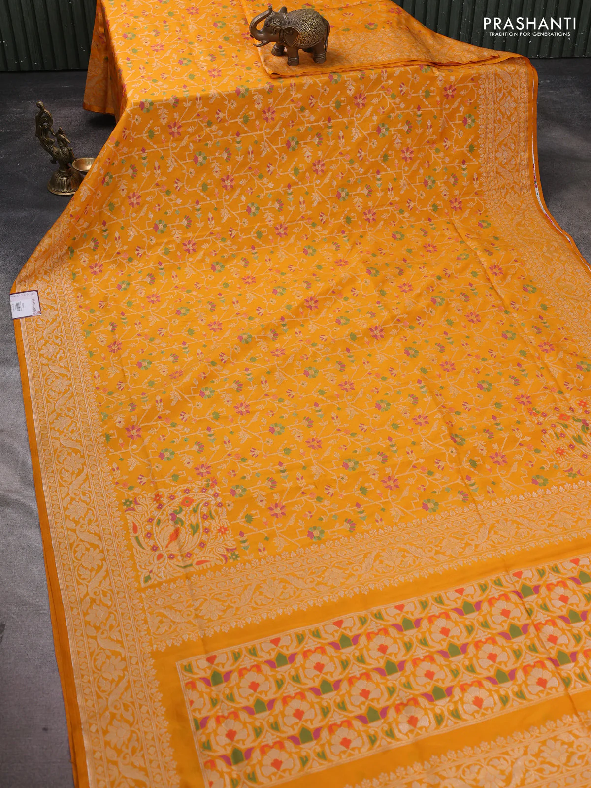 Banarasi semi katan silk saree mustard yellow with allover jamdhani weaves and zari woven border - Image 2