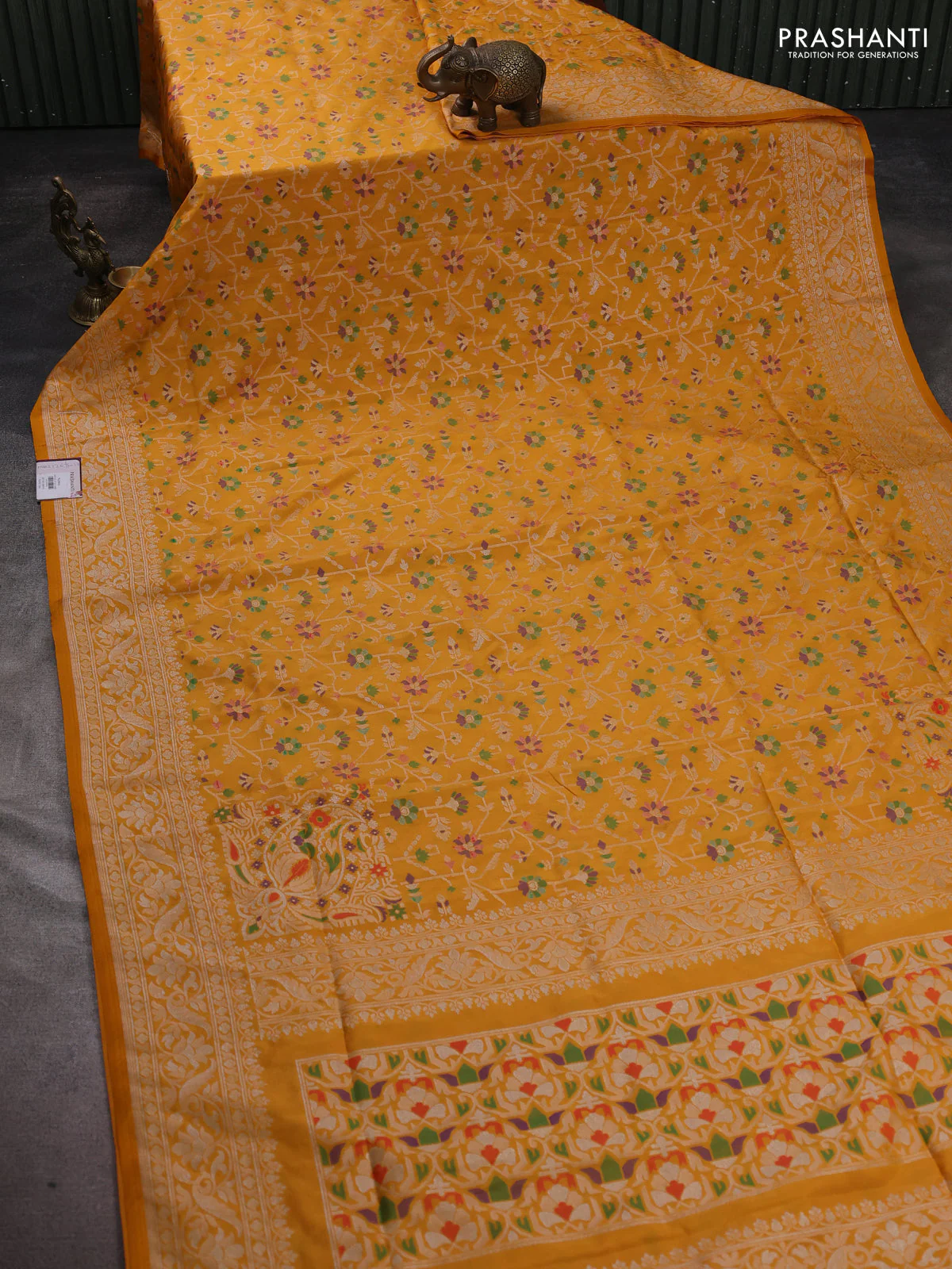 Banarasi semi katan silk saree mustard yellow with allover jamdhani weaves and zari woven border - Image 2