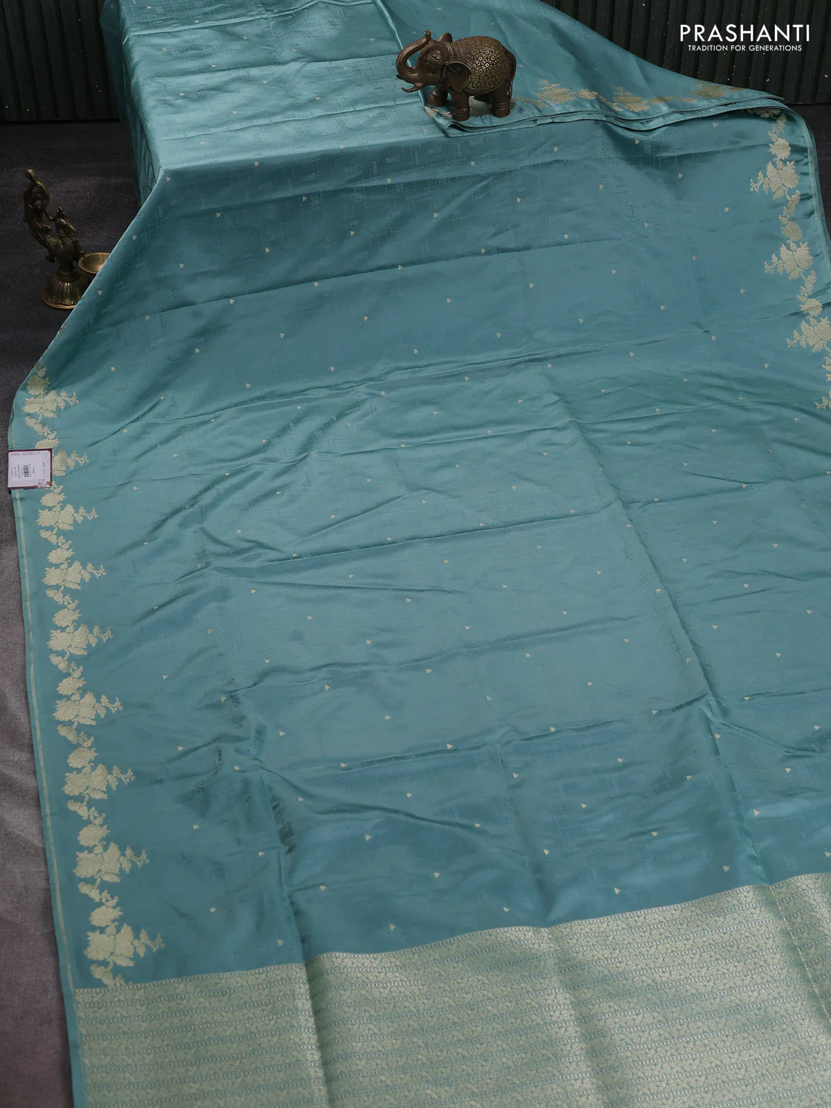 Banarasi semi katan silk saree pastel green with allover thread weaves & zari woven buttas and zari woven border - Image 2