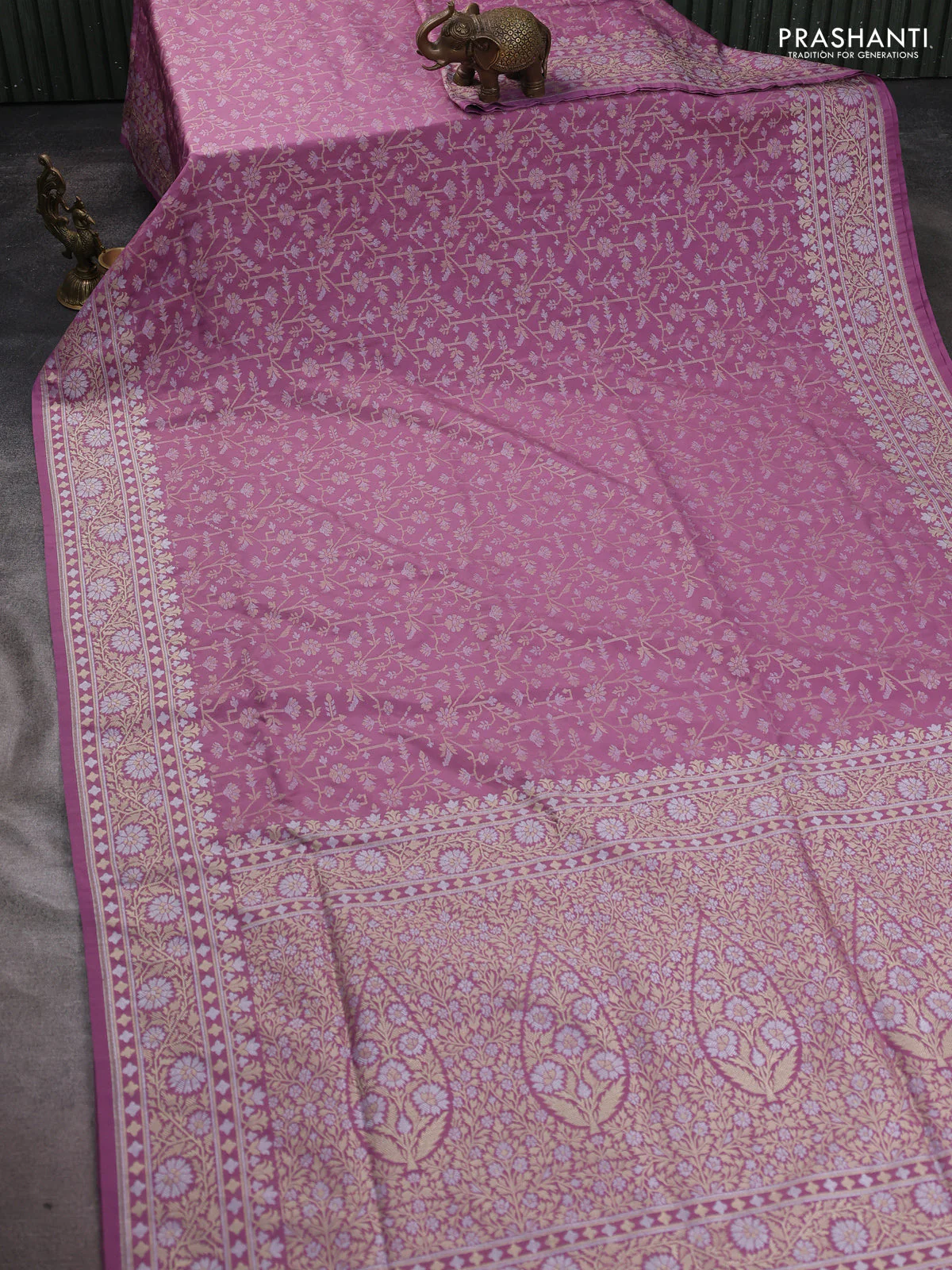 Banarasi semi katan silk saree pastel purple with allover jamdhani weaves and zari woven border - Image 2