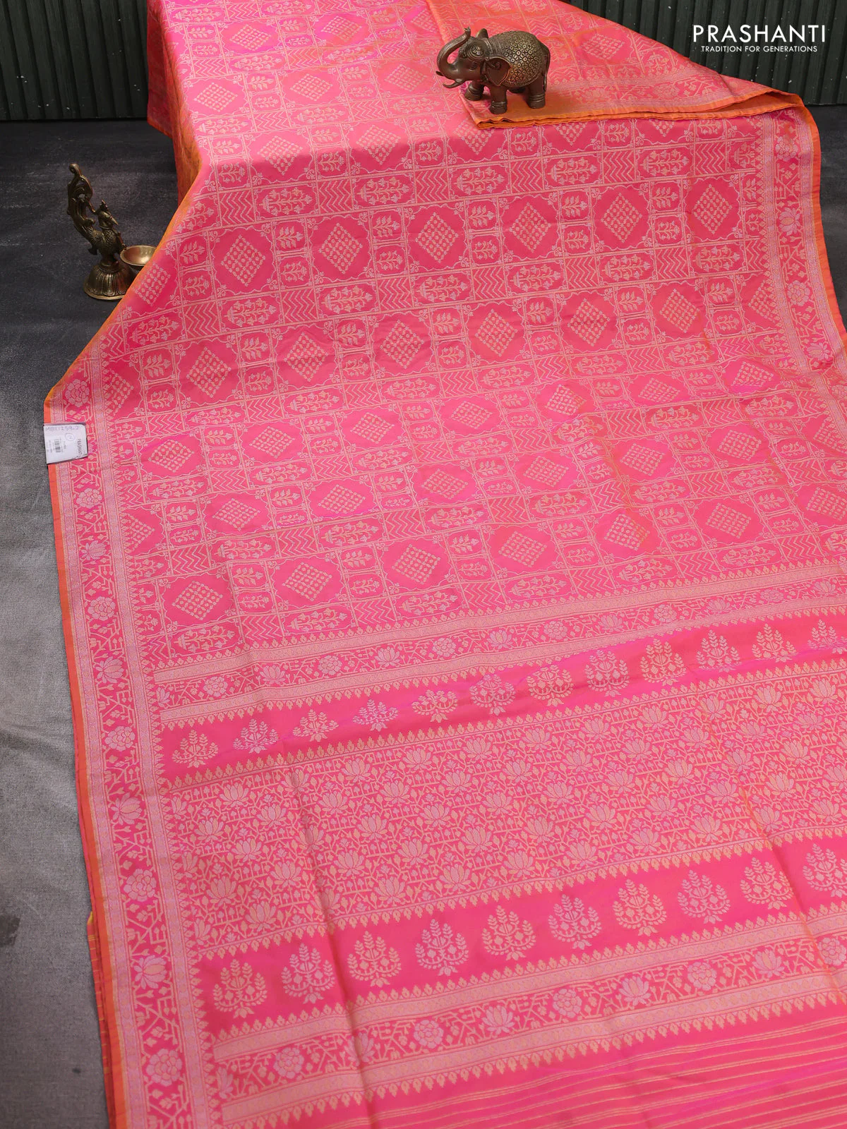 Banarasi semi katan silk saree peach pink with allover silver & gold zari woven buttas and zari woven border - Image 2