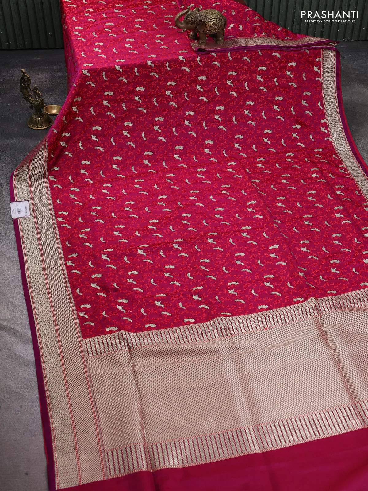 Banarasi semi katan silk saree purple with allover thread weaves & zari woven border and zari woven border - Image 2