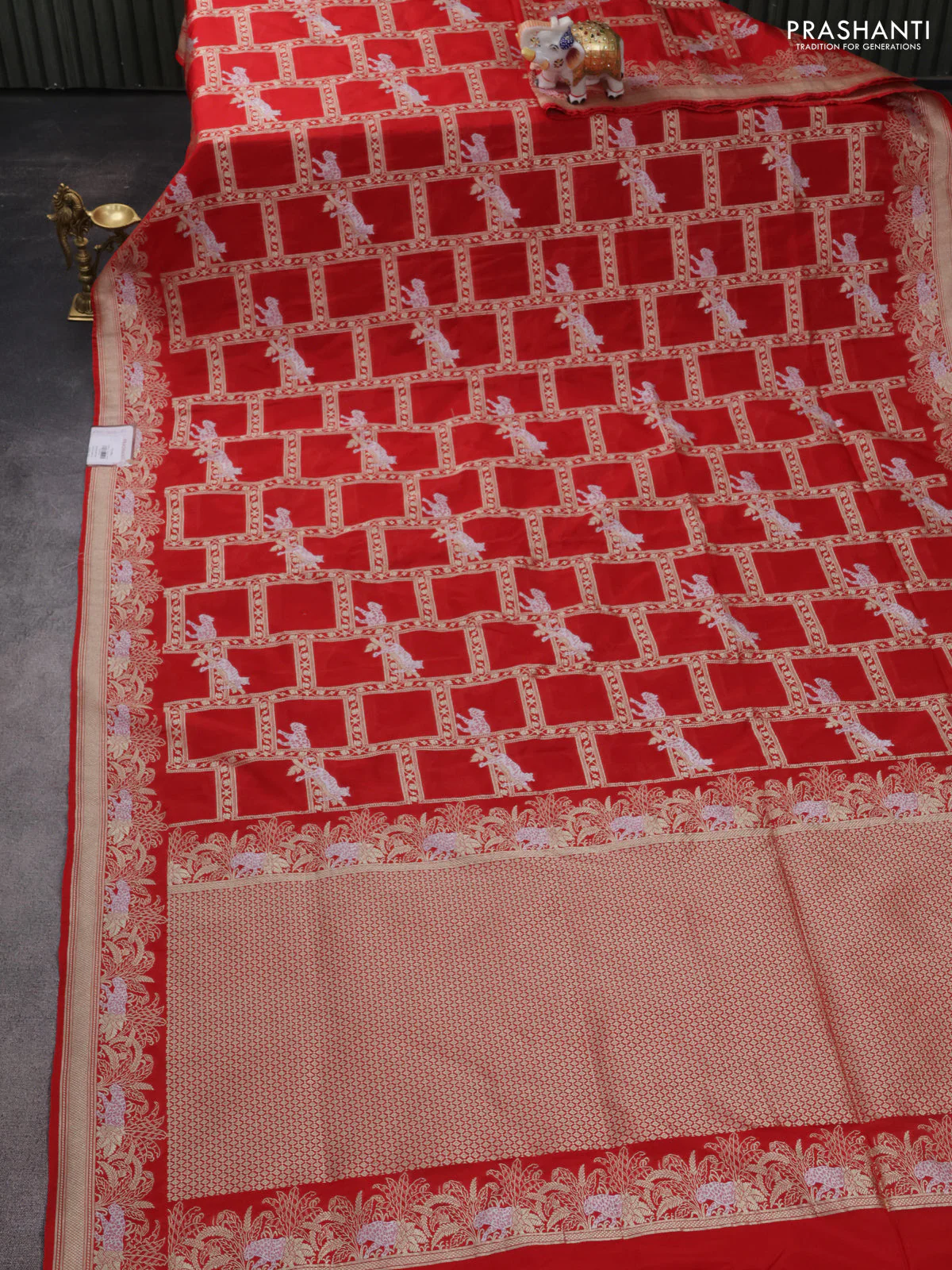 Banarasi semi katan silk saree red with allover silver & gold zari weaves and zari woven border - Image 2